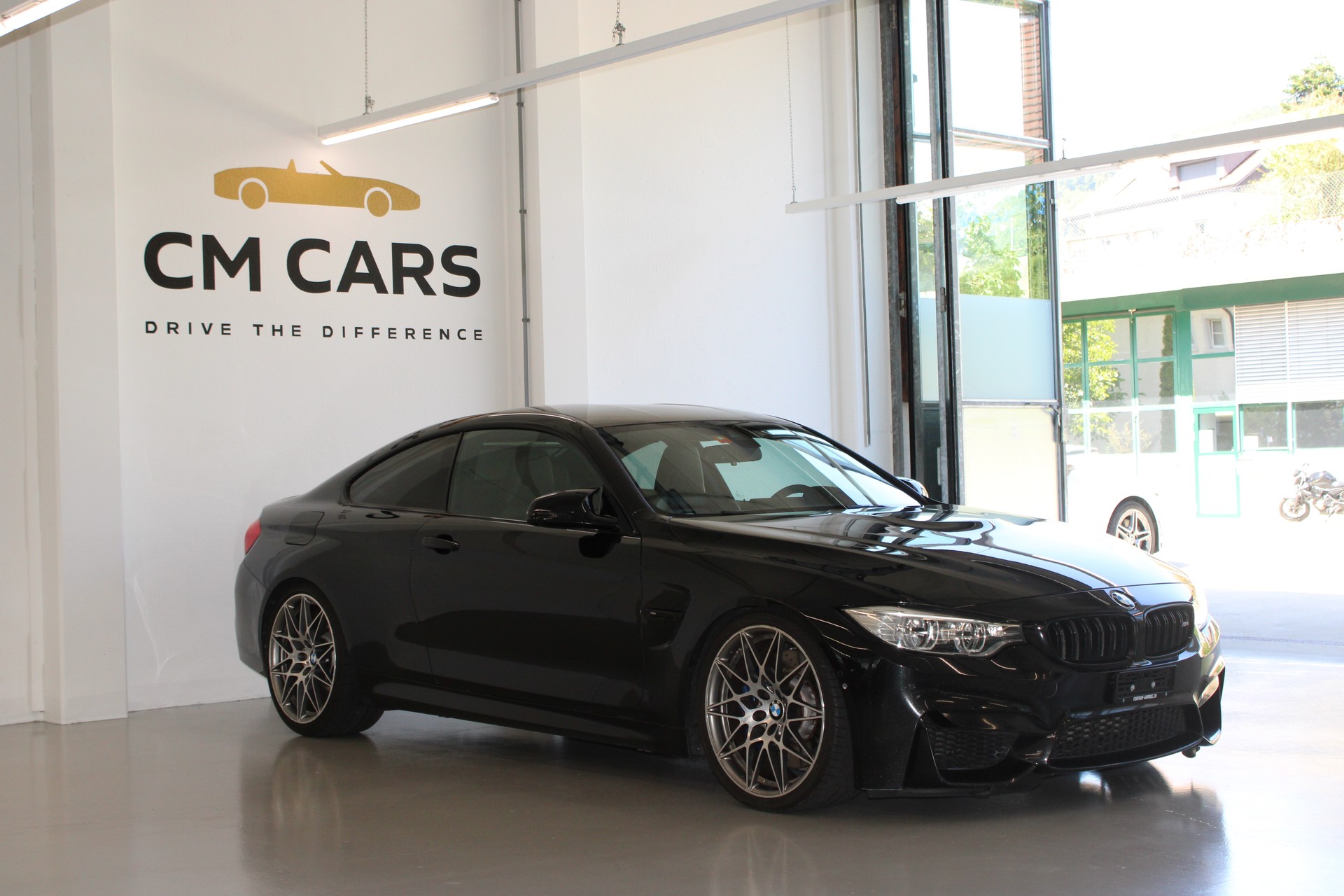 BMW M4 Competition Coupé DKG-image-2