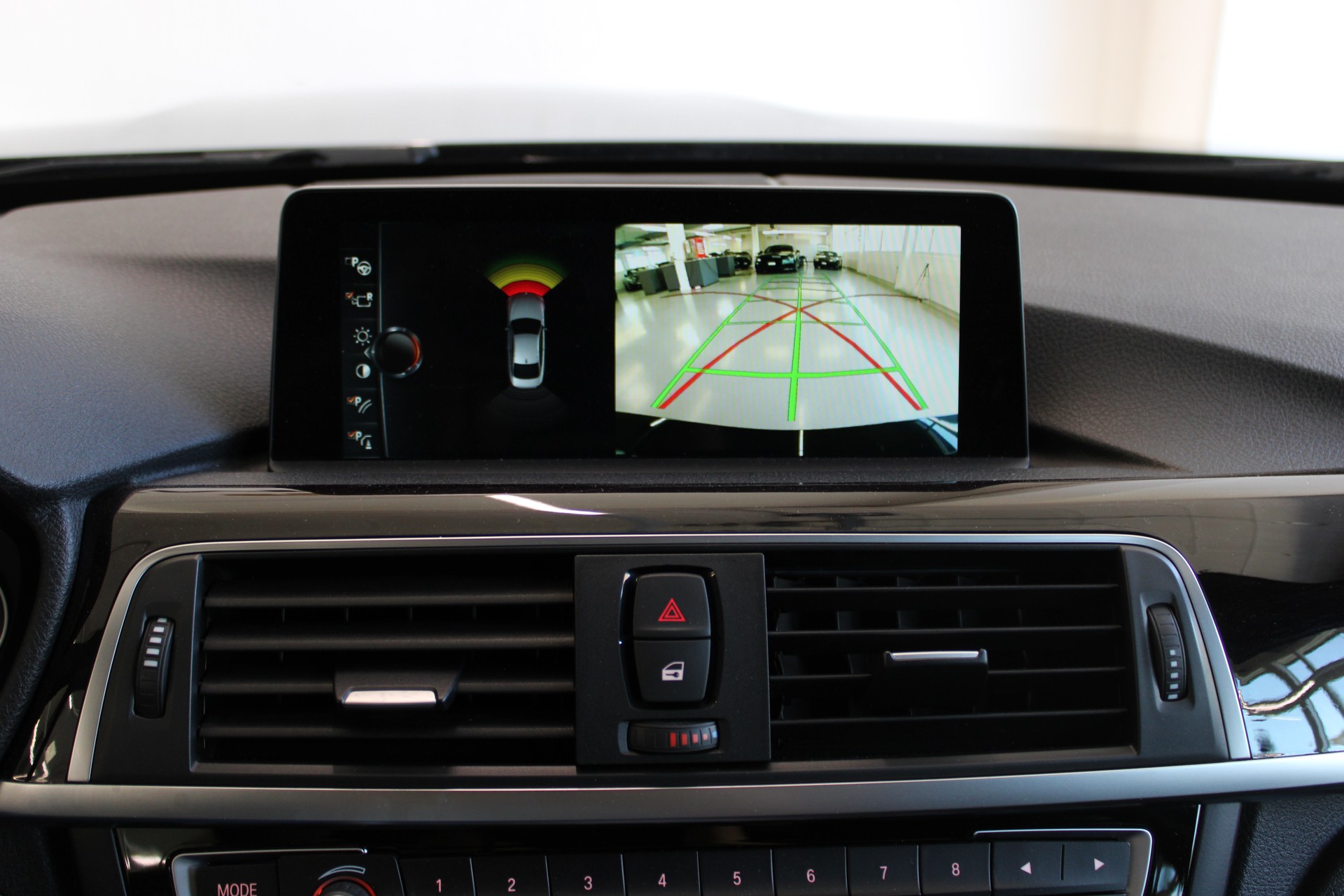 BMW M4 Competition Coupé DKG-image-17