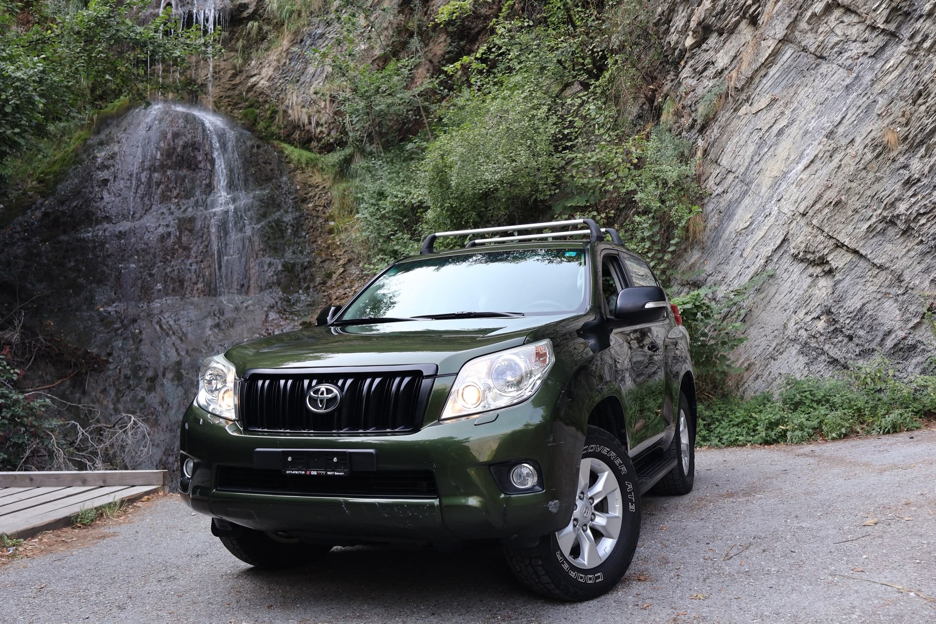 TOYOTA Land Cruiser 3.0 TD 60 th Anniversary-showroom-element-2