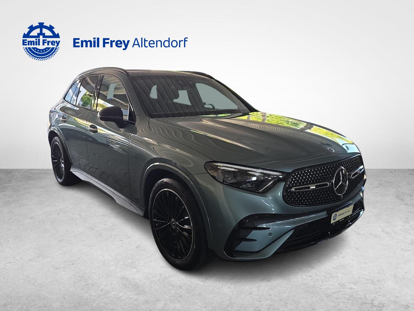 MERCEDES-BENZ GLC 300 4MATIC AMG Line-image-6