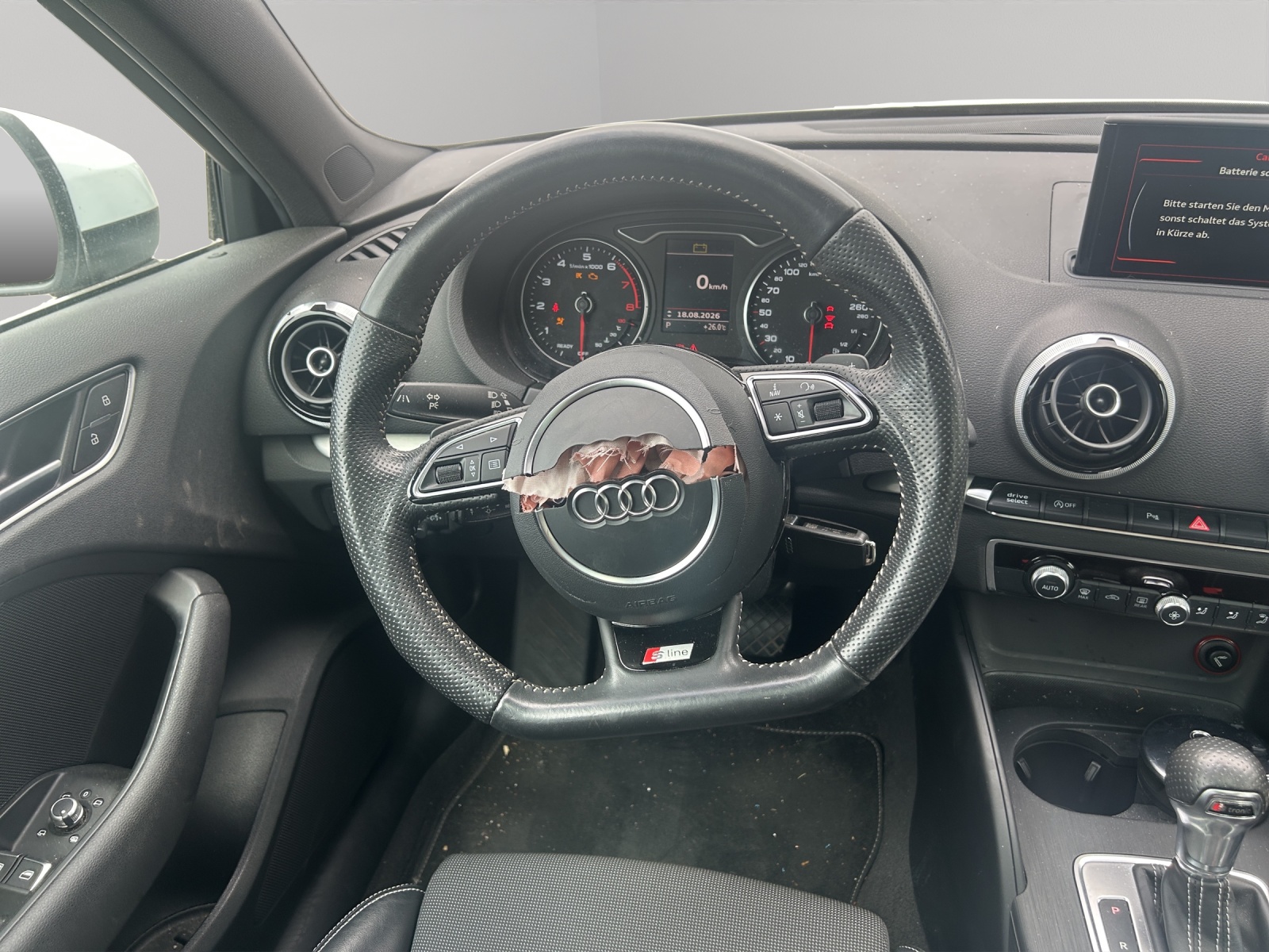 AUDI A3 Sportback 1.4 TFSI Ambition S-tronic-image-8