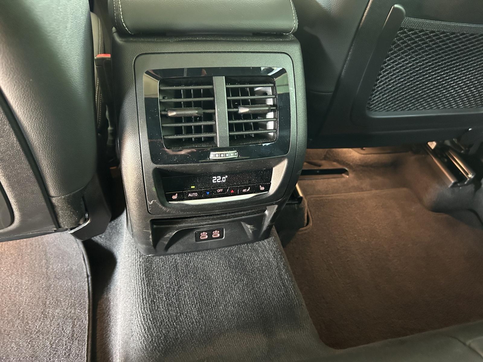 BMW X3 M40i-image-23