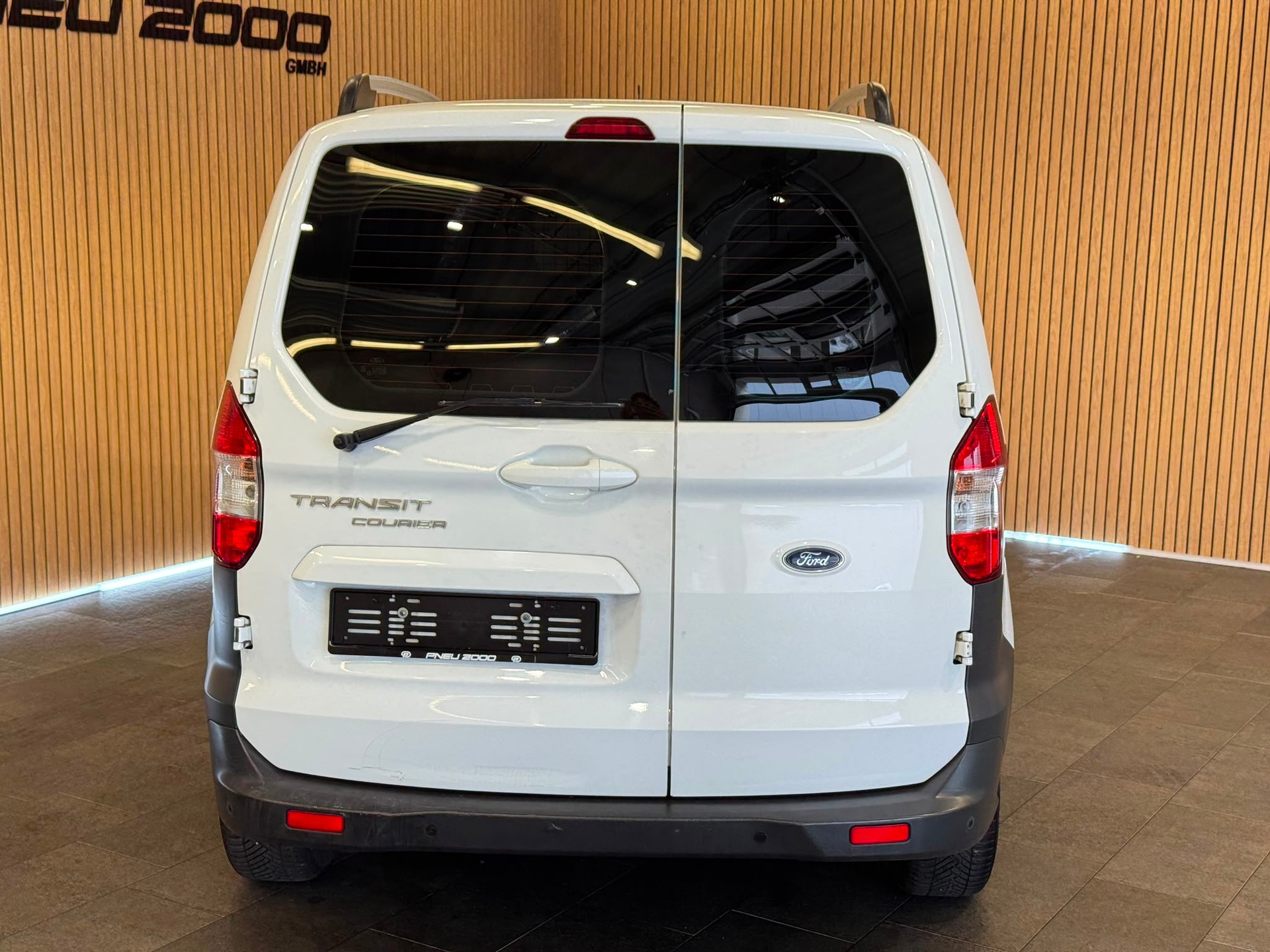 FORD Transit Courier Van 1.5 TDCi Trend-image-3