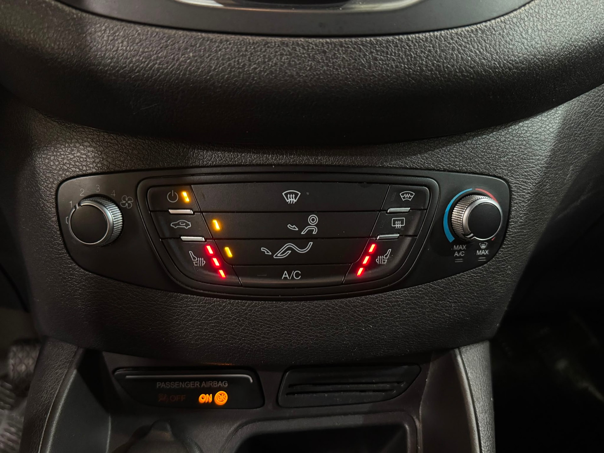 FORD Transit Courier Van 1.5 TDCi Trend-image-11