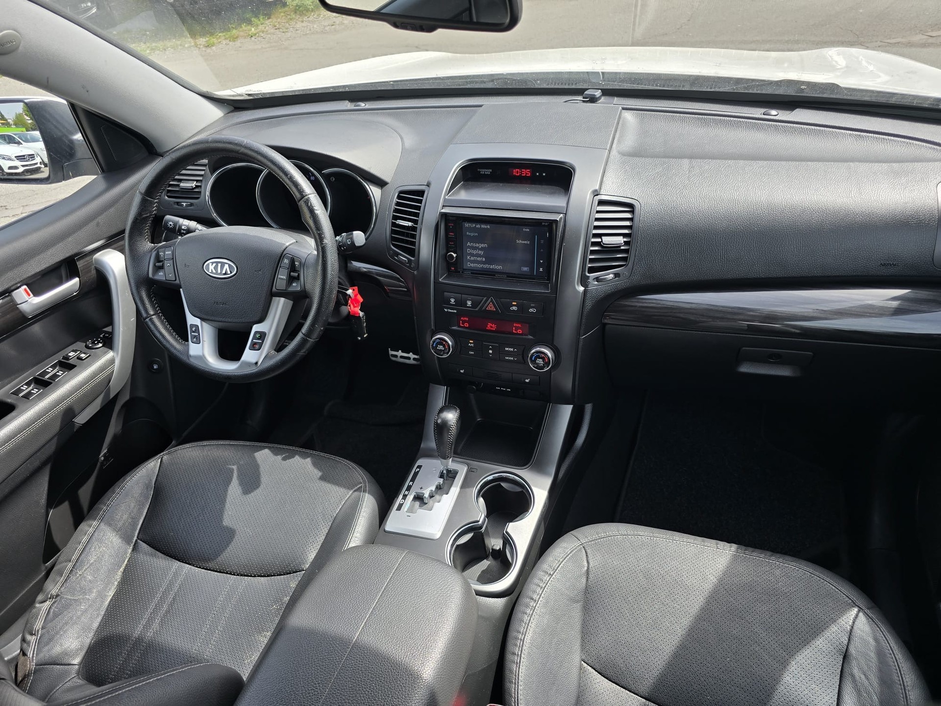 KIA Sorento 2.2 CRDI Style Automatic-image-11