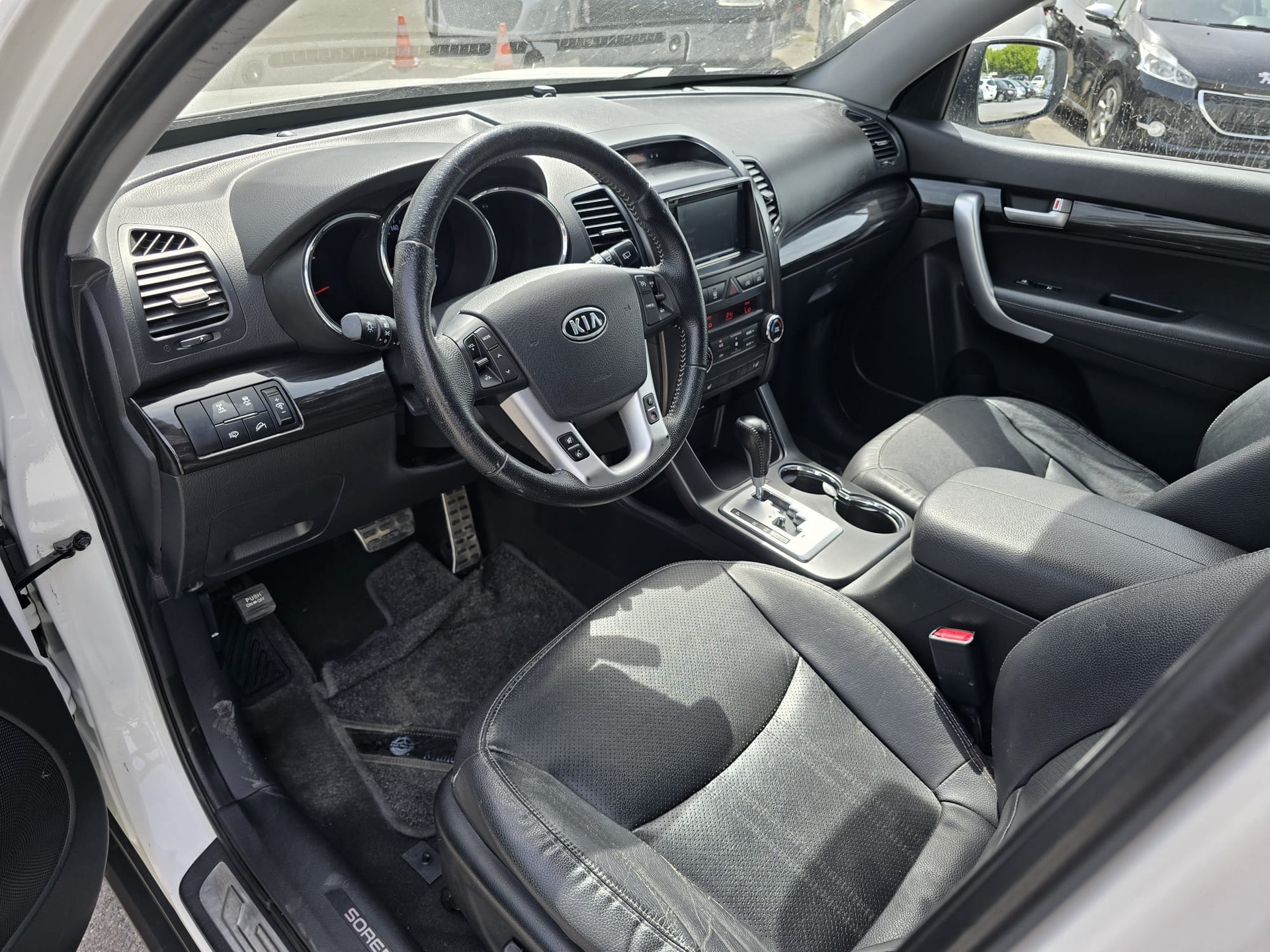 KIA Sorento 2.2 CRDI Style Automatic-image-10