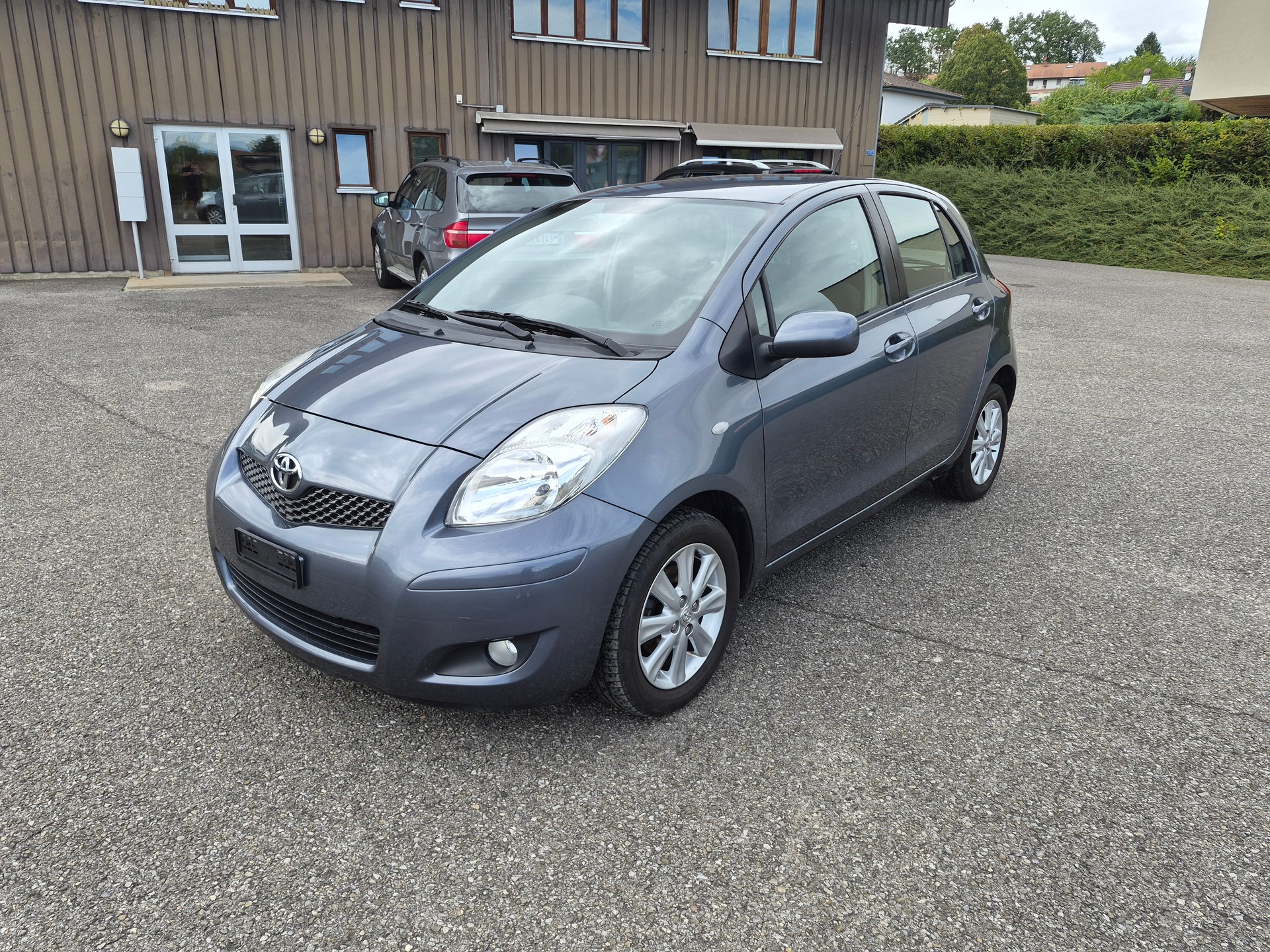 TOYOTA Yaris 1.33 S-image-0