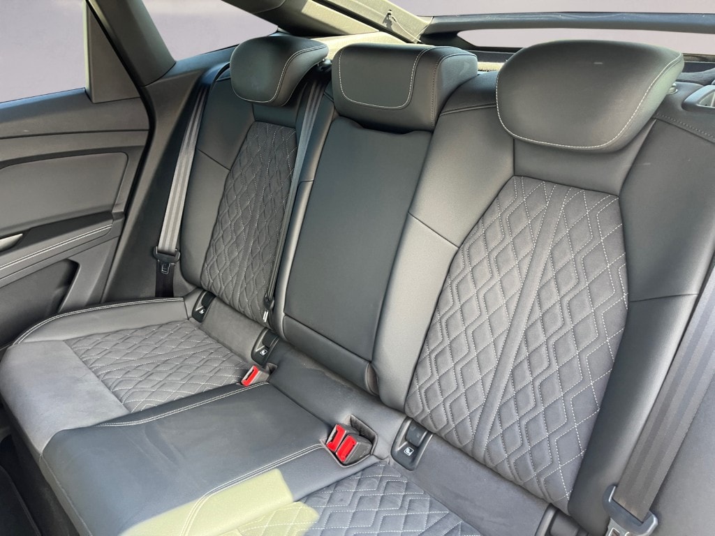 AUDI Q4 Sportback e-tron 50 quattro-image-15