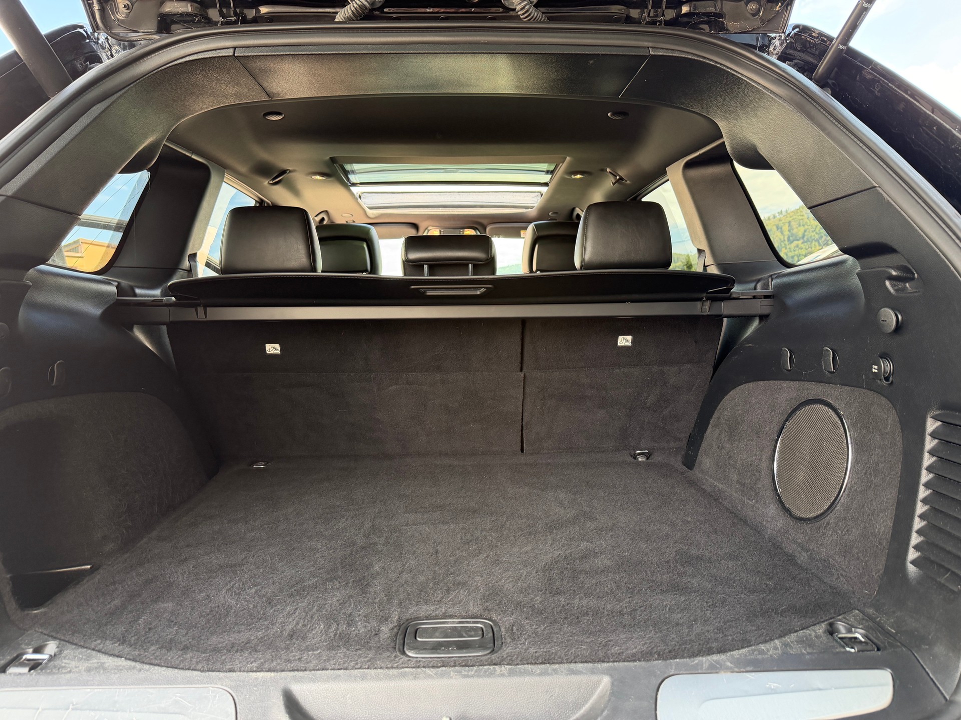 JEEP Grand Cherokee 3.0 CRD Overland Automatic-image-11
