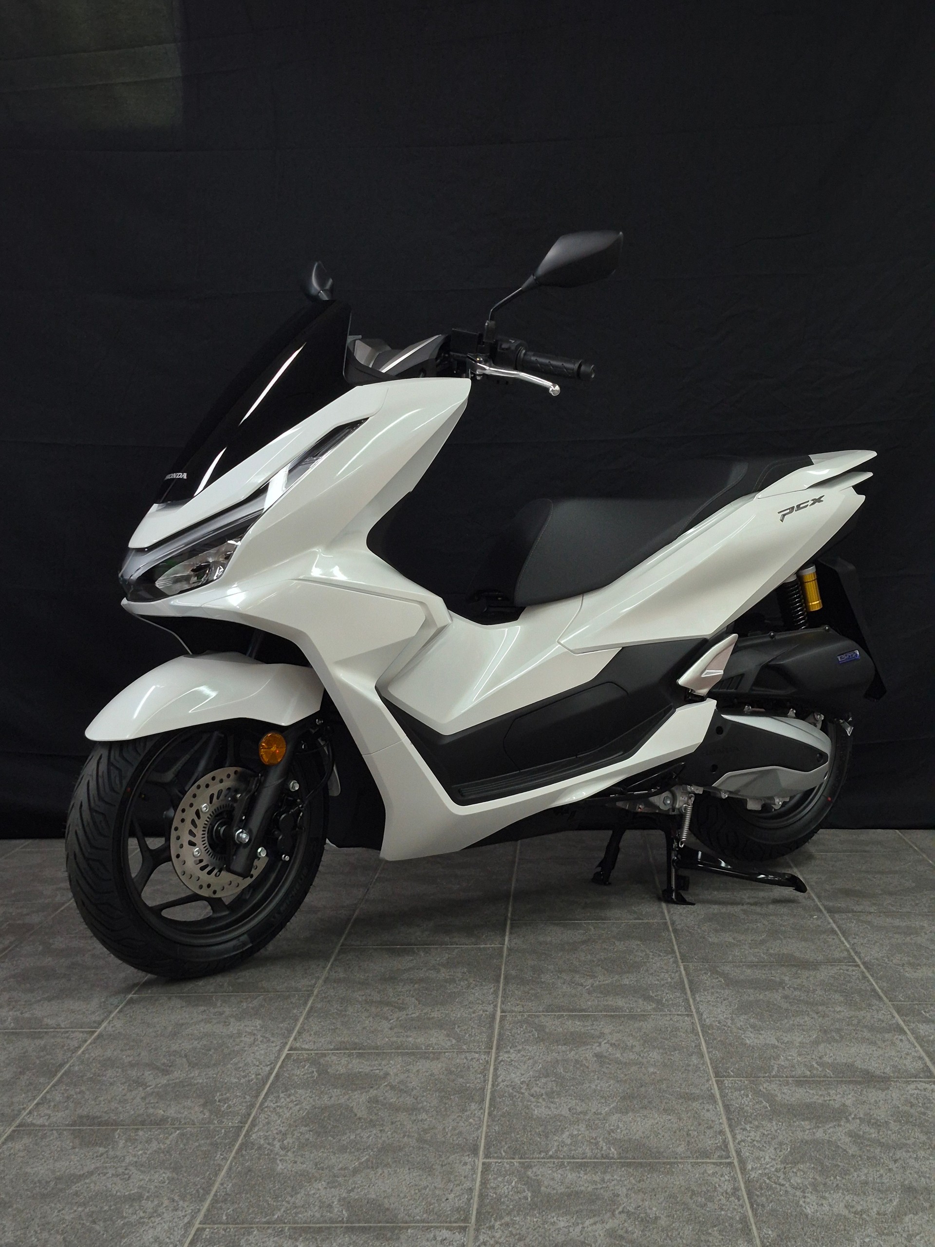 HONDA PCX 125 DX TFT. connectivity-image-14