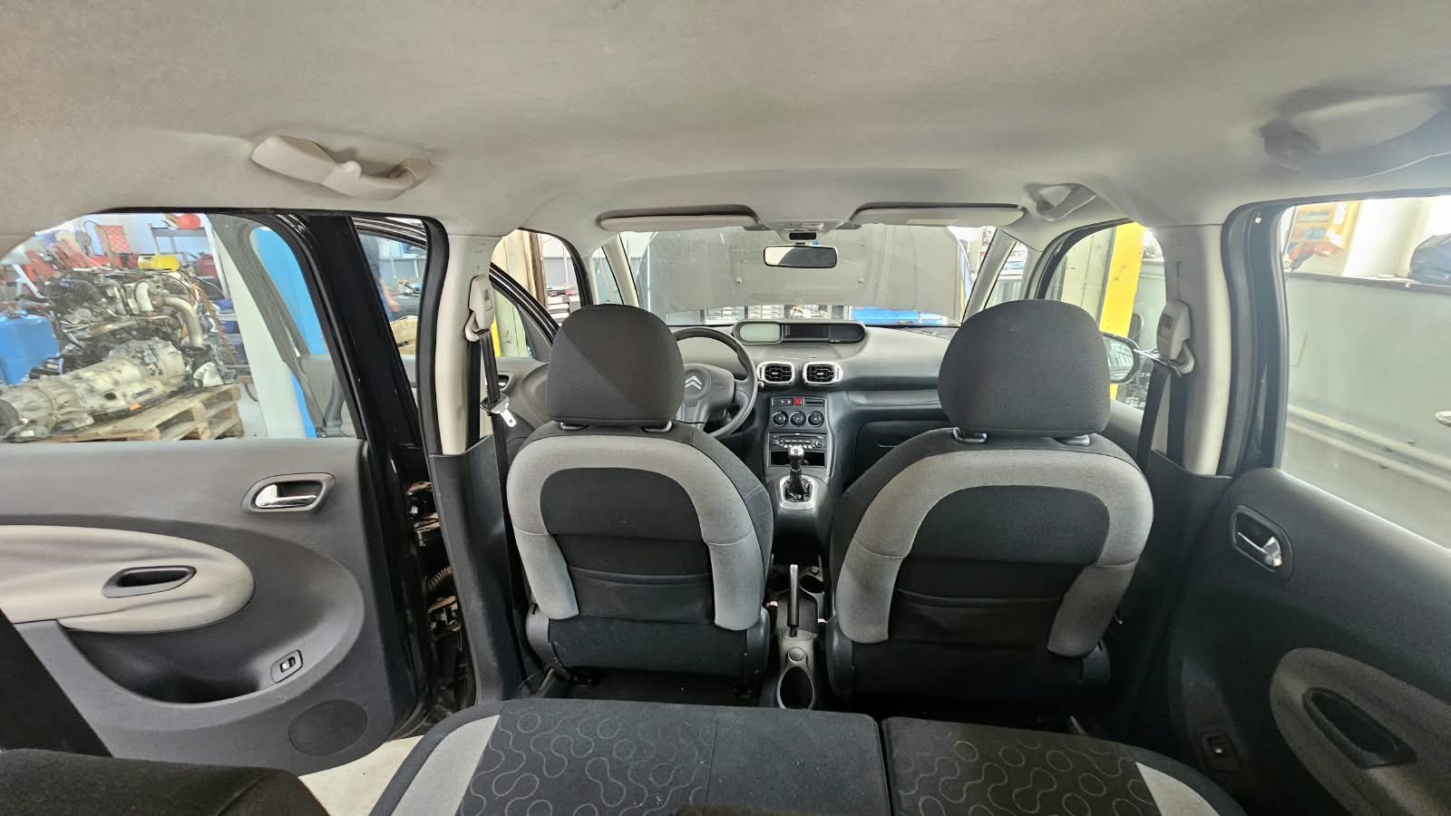CITROEN C3 Picasso 1.6i 16V Exclusive-image-8