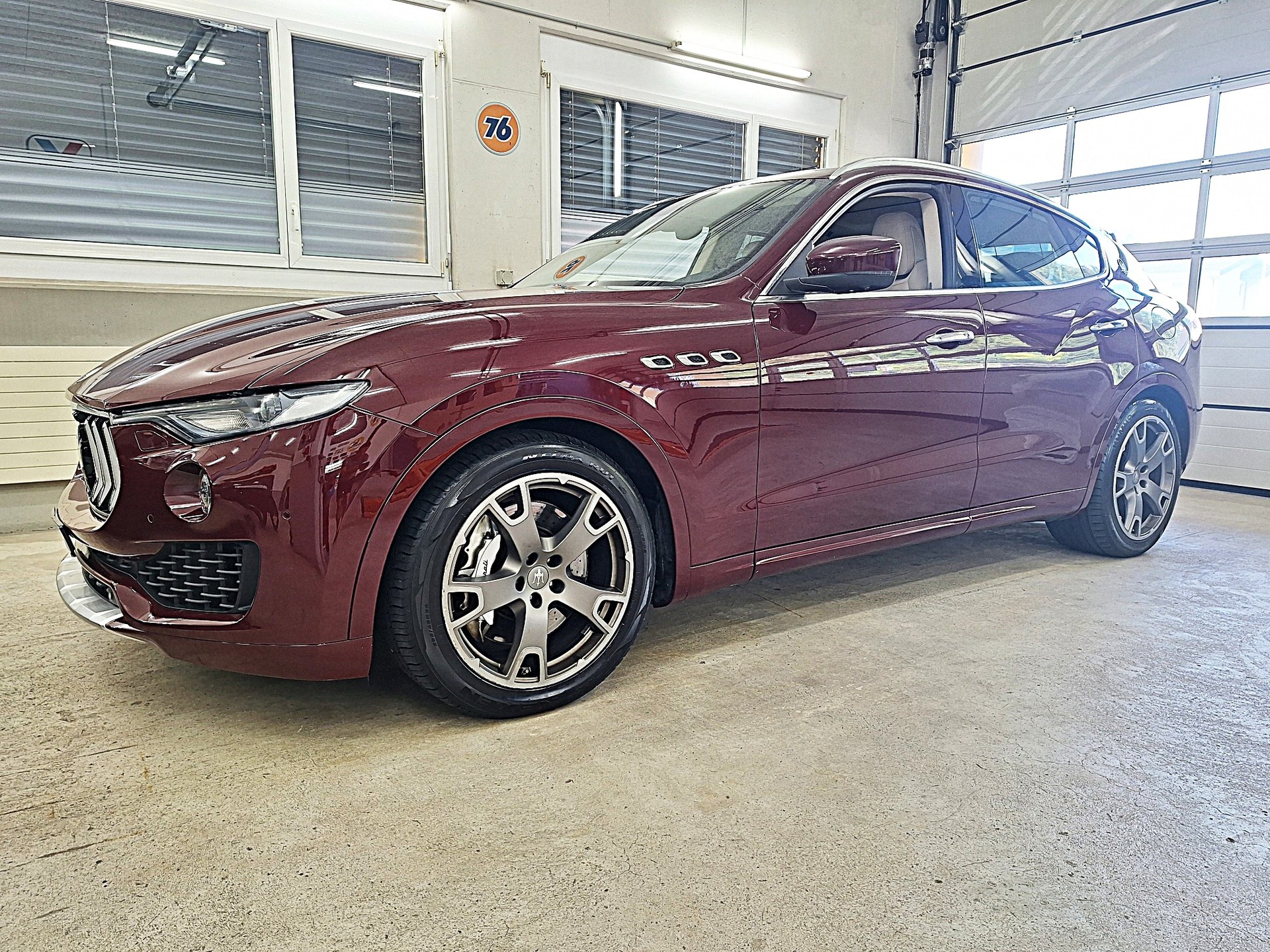 MASERATI Levante S 3.0 V6 Automatica⚡Frisch ab MFK & Service⚡-image-0