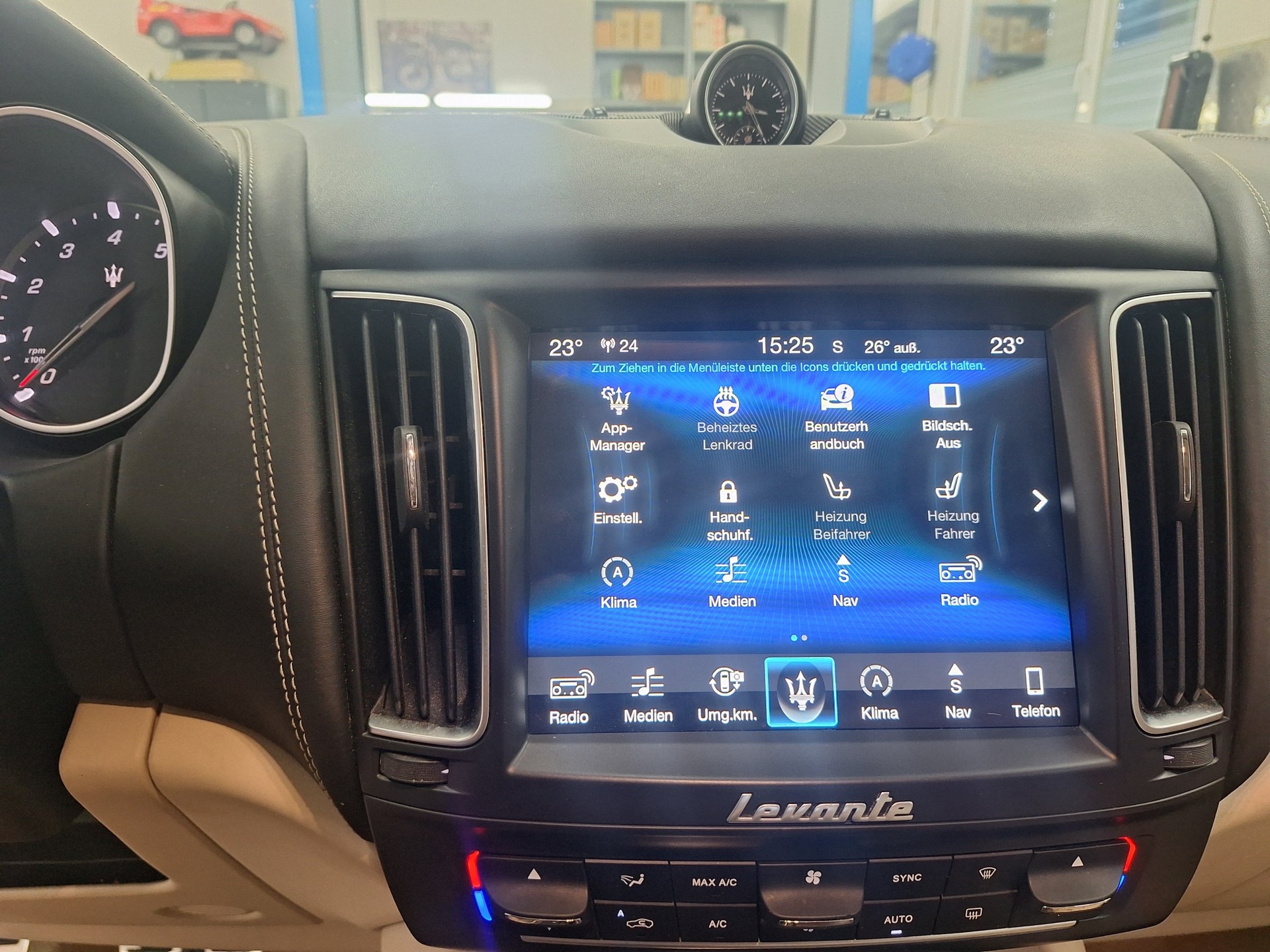 MASERATI Levante S 3.0 V6 Automatica⚡Frisch ab MFK & Service⚡-image-12