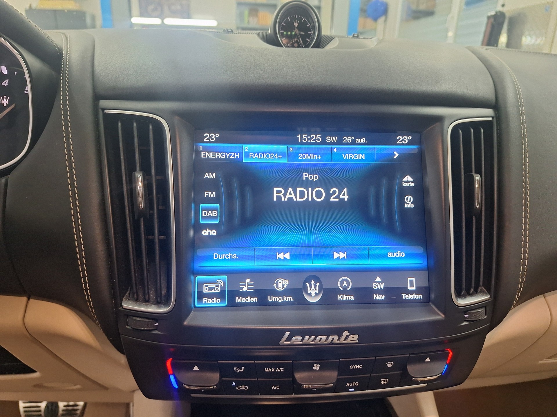MASERATI Levante S 3.0 V6 Automatica⚡Frisch ab MFK & Service⚡-image-11