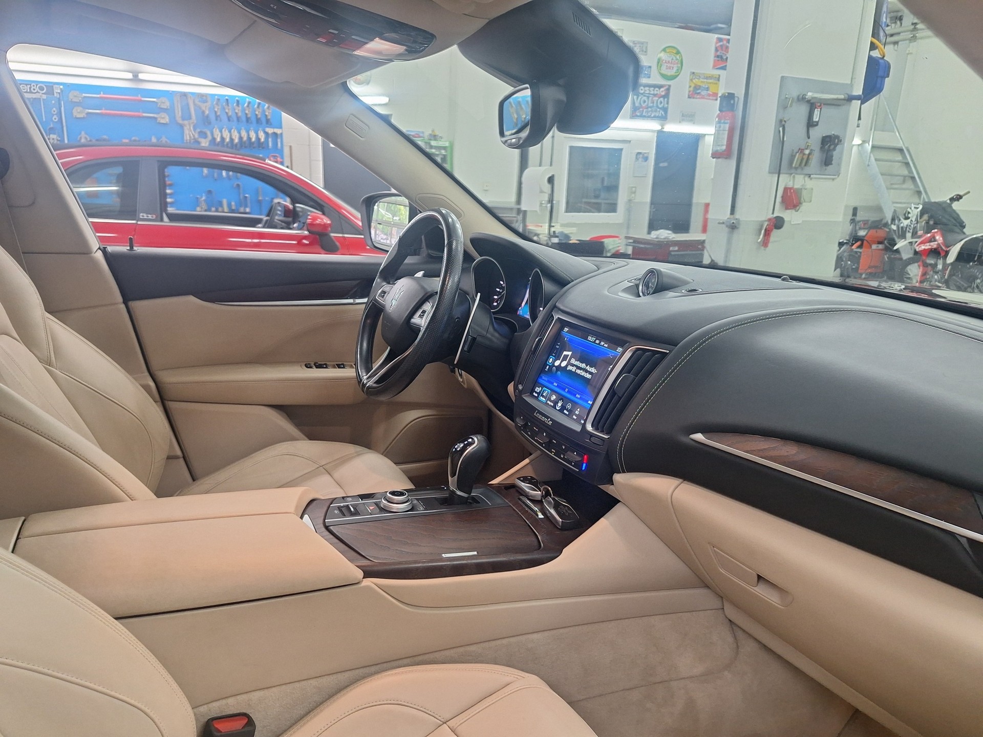 MASERATI Levante S 3.0 V6 Automatica⚡Frisch ab MFK & Service⚡-image-17
