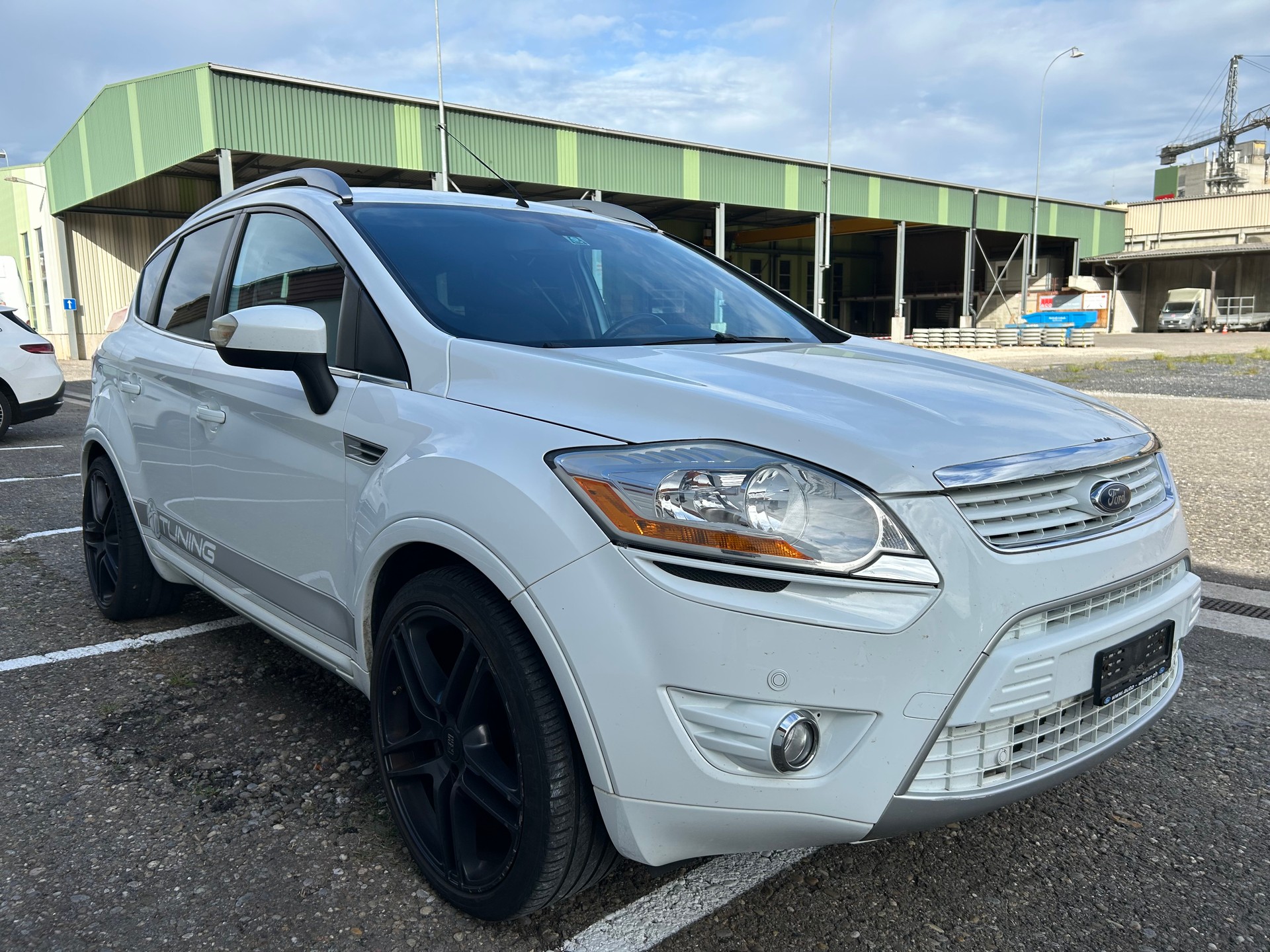 FORD Kuga 2.0 TDCi Titanium Executive 4WD-image-2