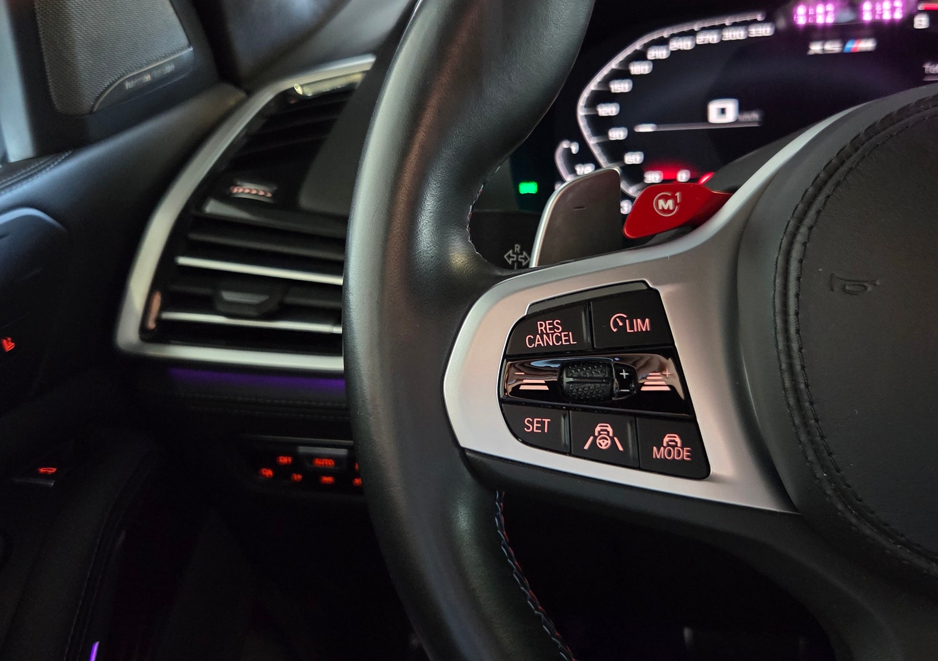 BMW X5 M Competition-image-21