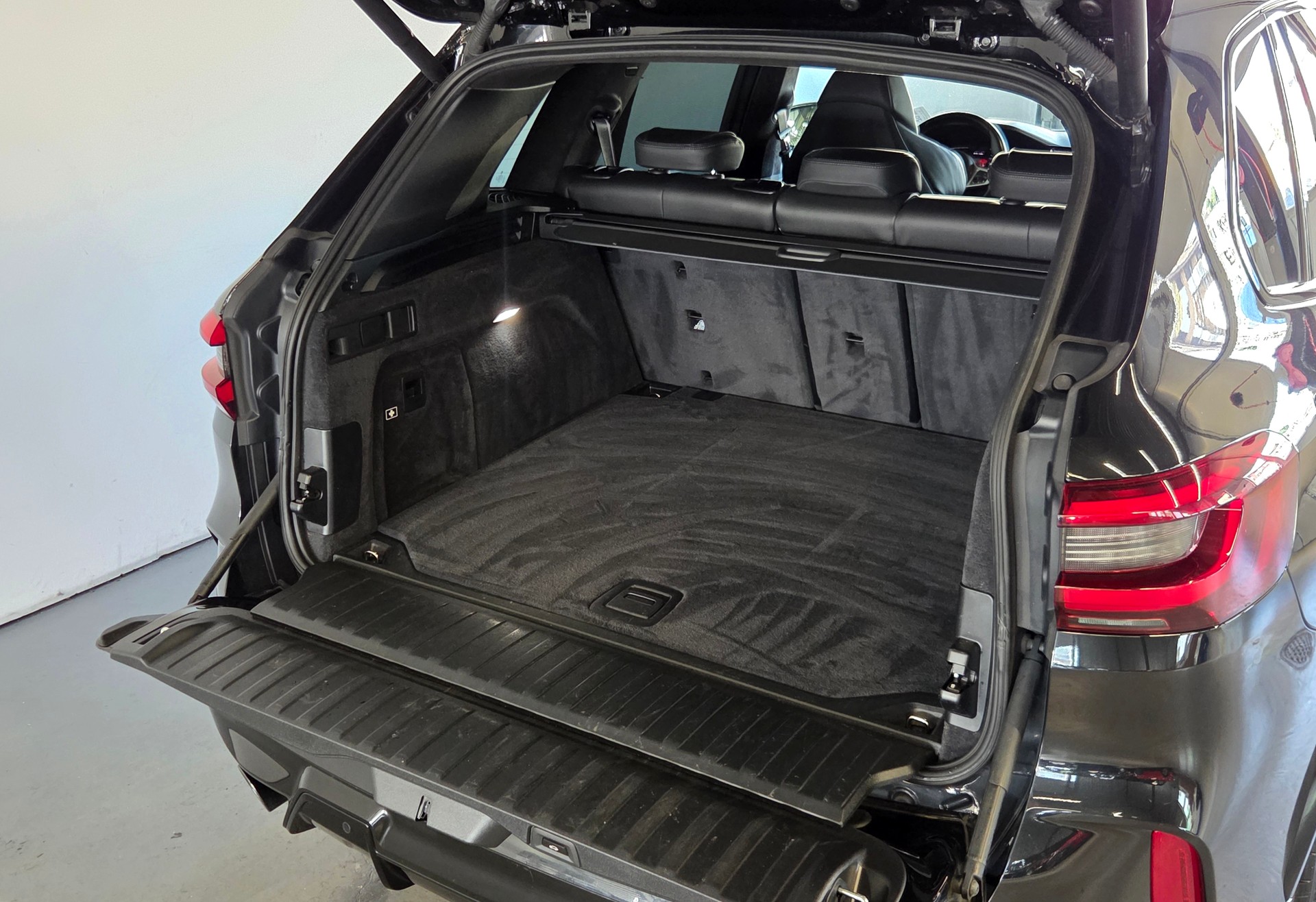 BMW X5 M Competition-image-27