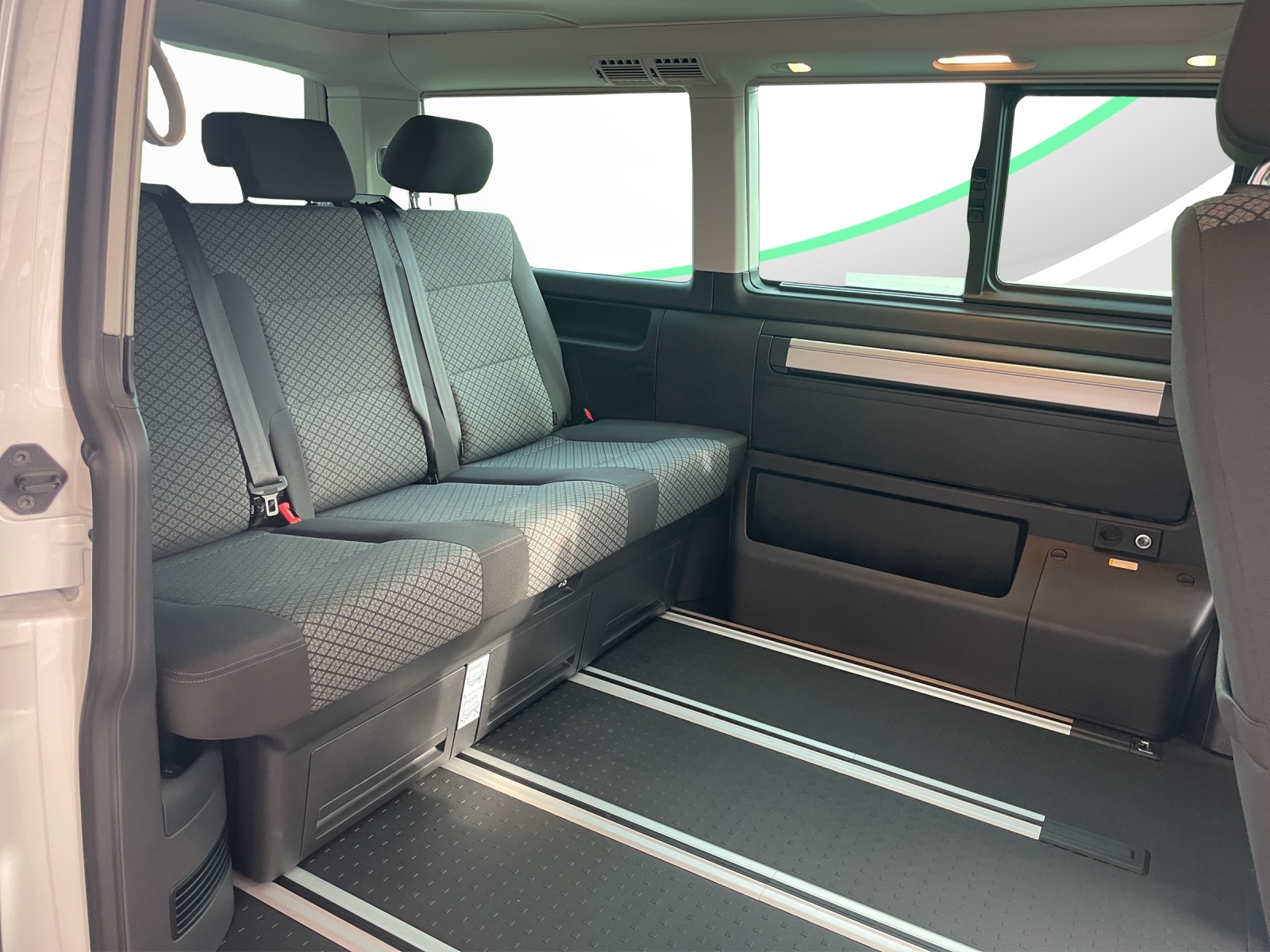 VW T6.1 California 2.0 TDI Beach Last Edition DSG-image-13