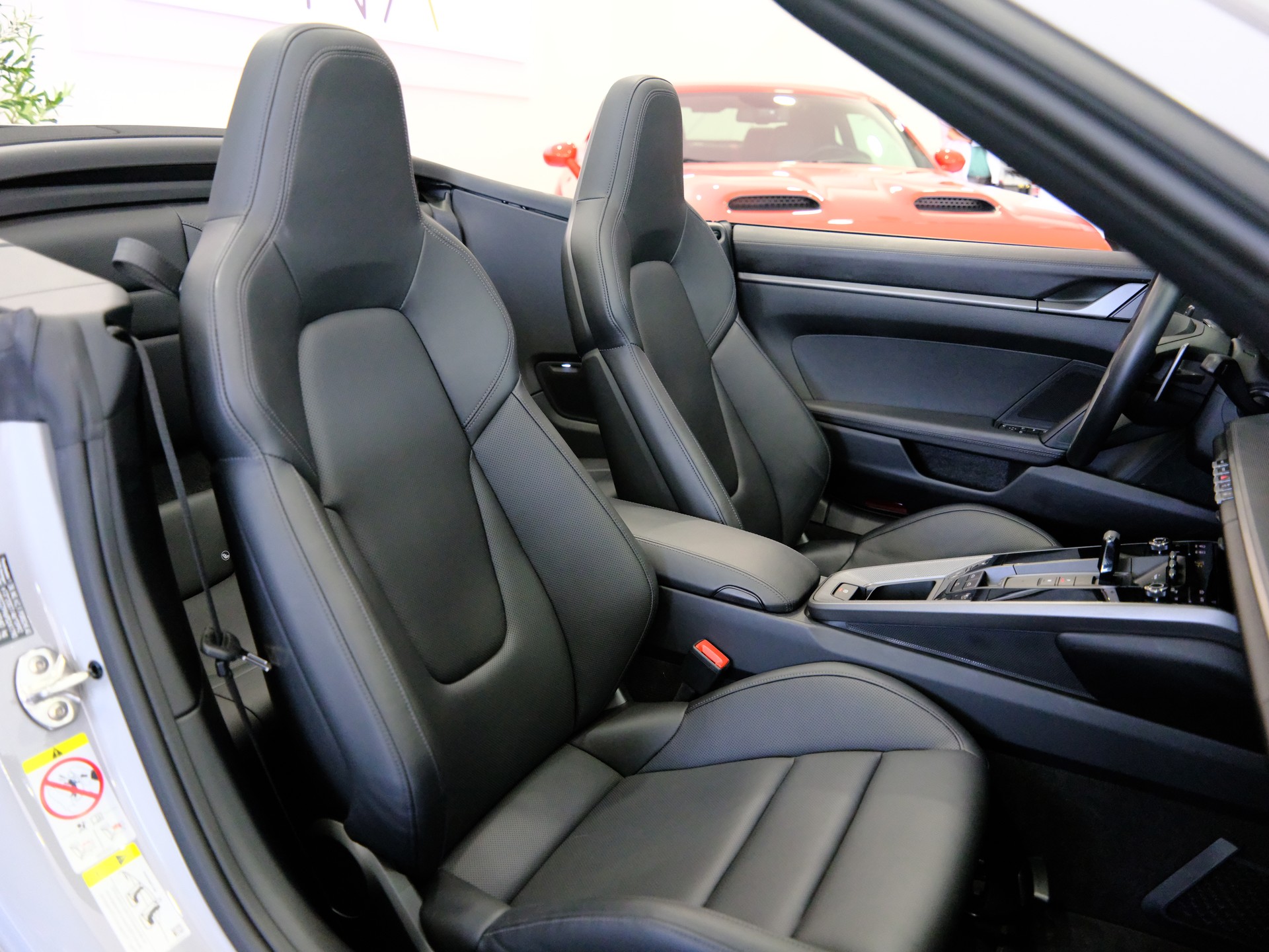 PORSCHE 911 Carrera S Cabriolet PDK *Porsche approved bis 2027* *Bose* *360 Kamera*-image-25
