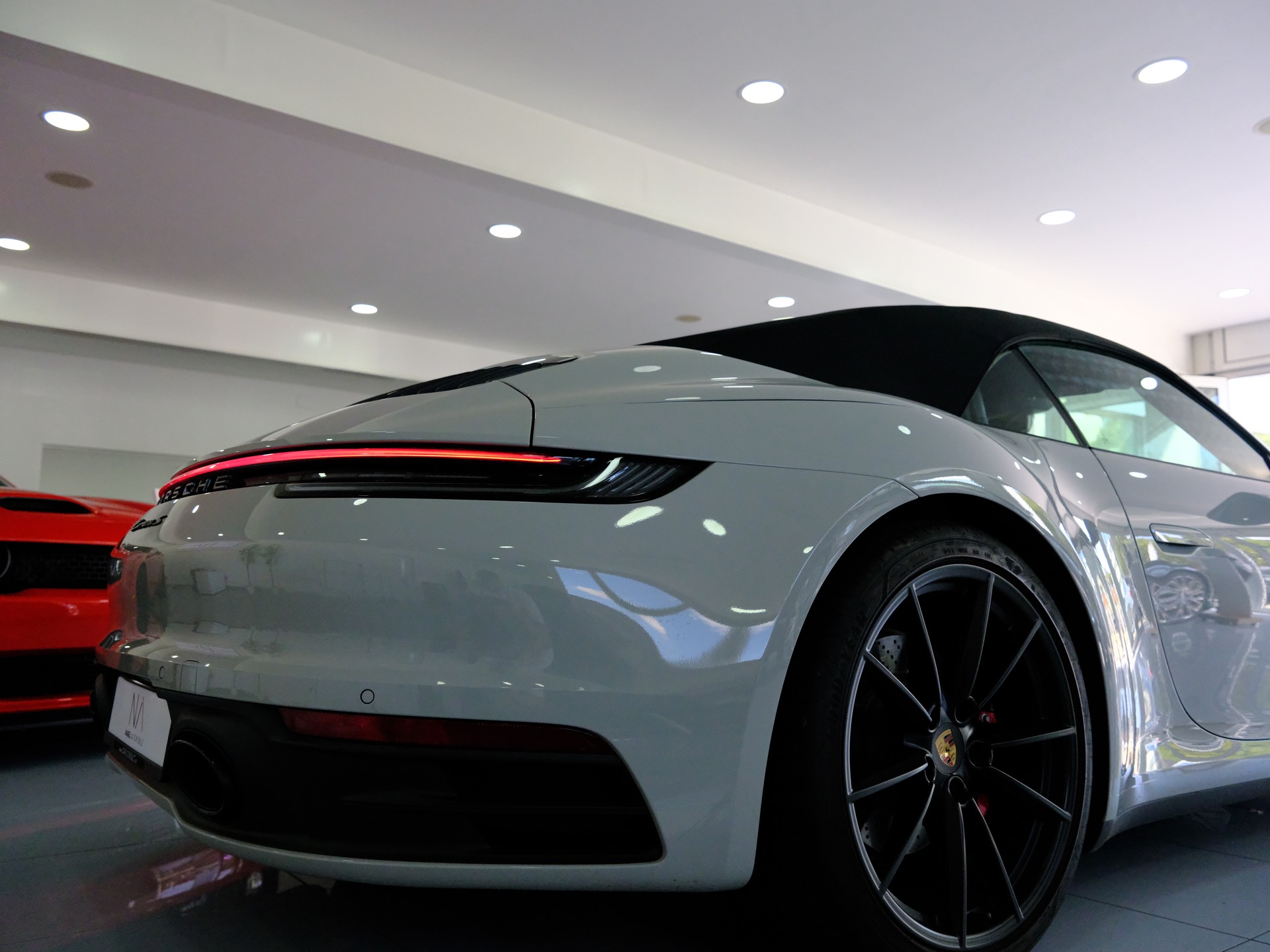 PORSCHE 911 Carrera S Cabriolet PDK *Porsche approved bis 2027* *Bose* *360 Kamera*-image-11