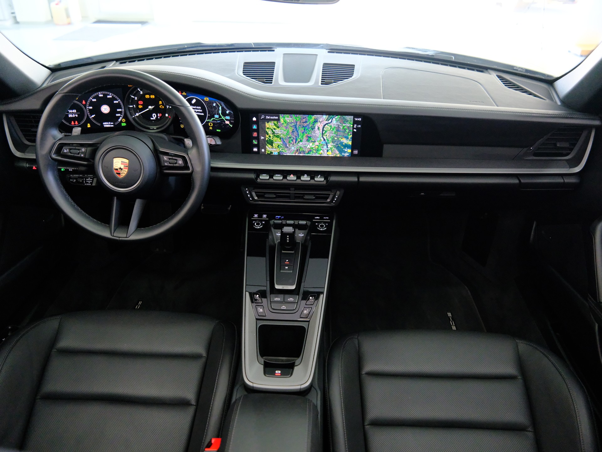 PORSCHE 911 Carrera S Cabriolet PDK *Porsche approved bis 2027* *Bose* *360 Kamera*-image-27