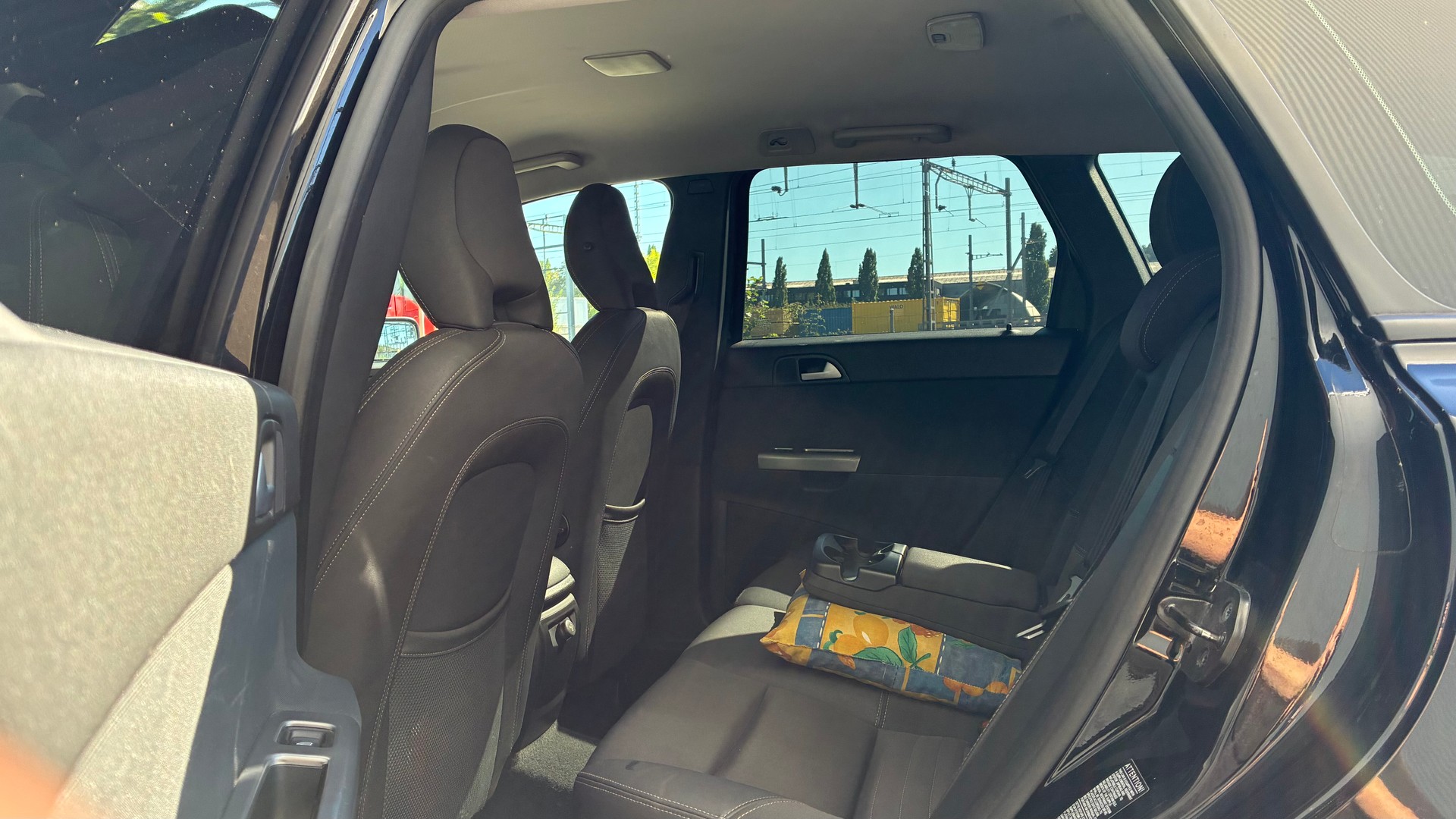 VOLVO V50 T5 Momentum-image-8
