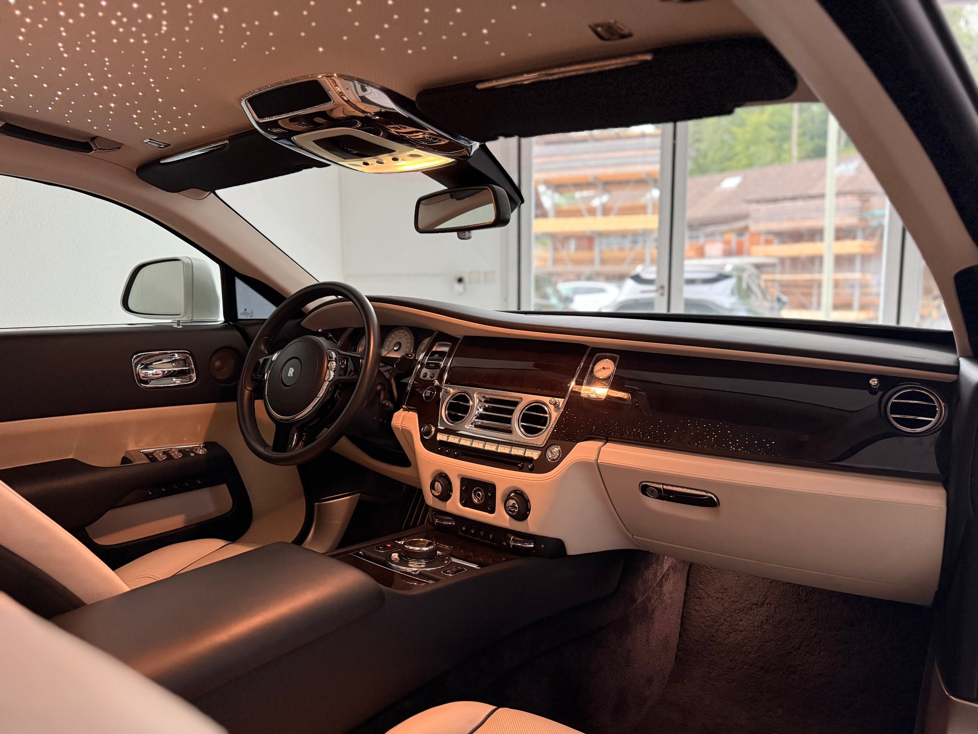 ROLLS-ROYCE Wraith 6.6 V12-image-13