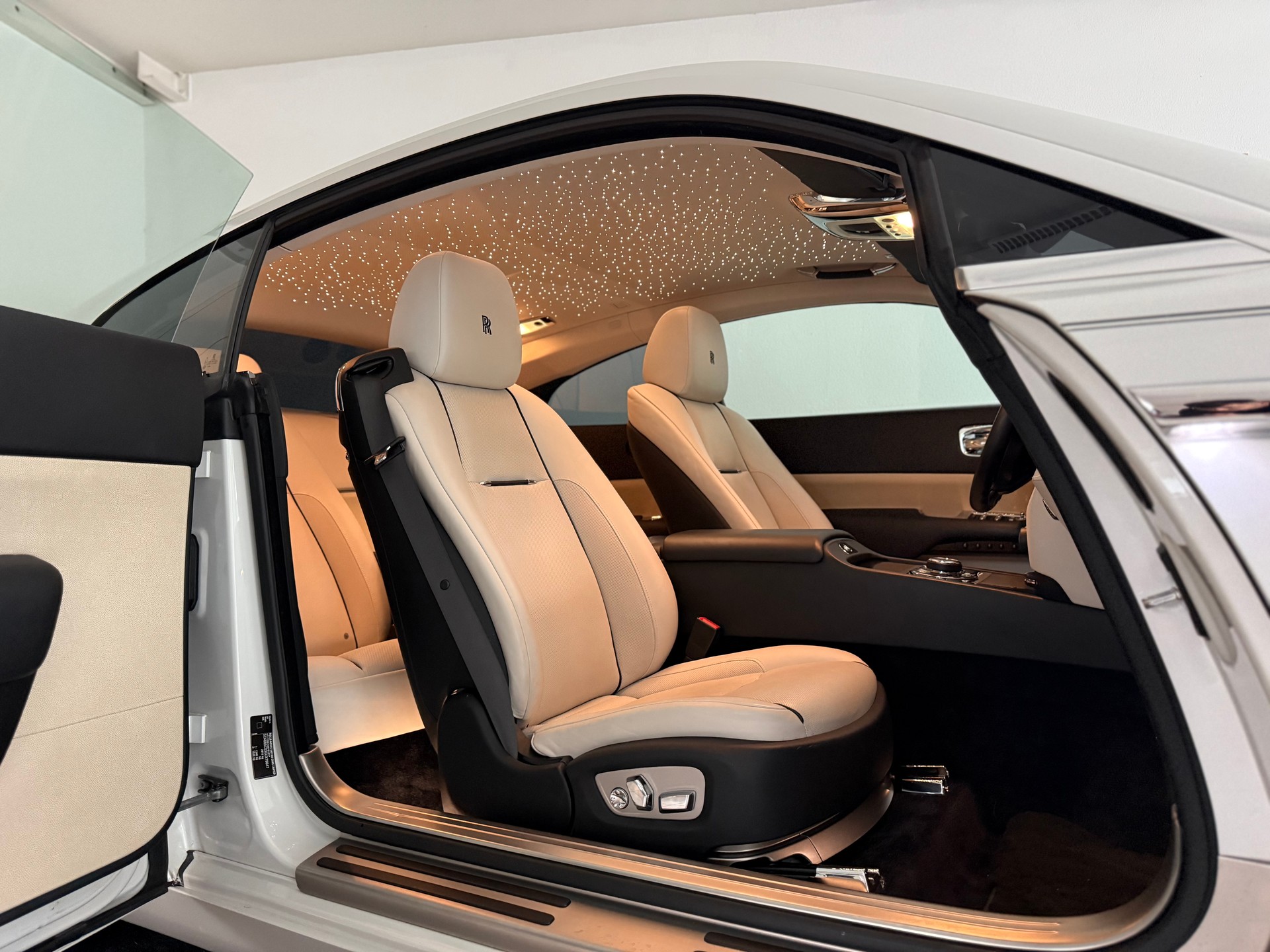 ROLLS-ROYCE Wraith 6.6 V12-image-11