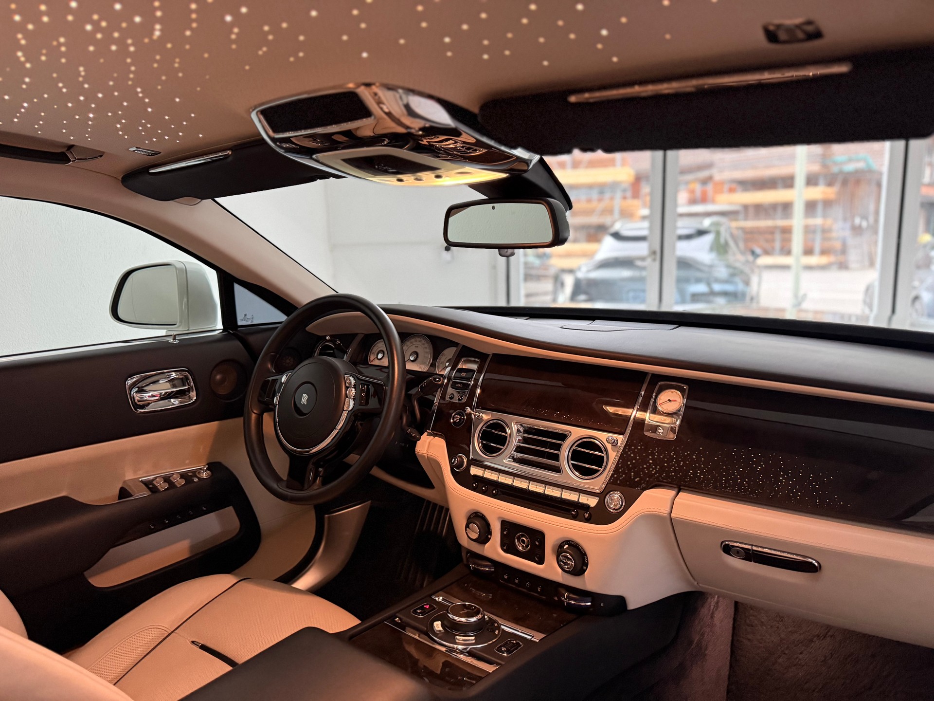 ROLLS-ROYCE Wraith 6.6 V12-image-14