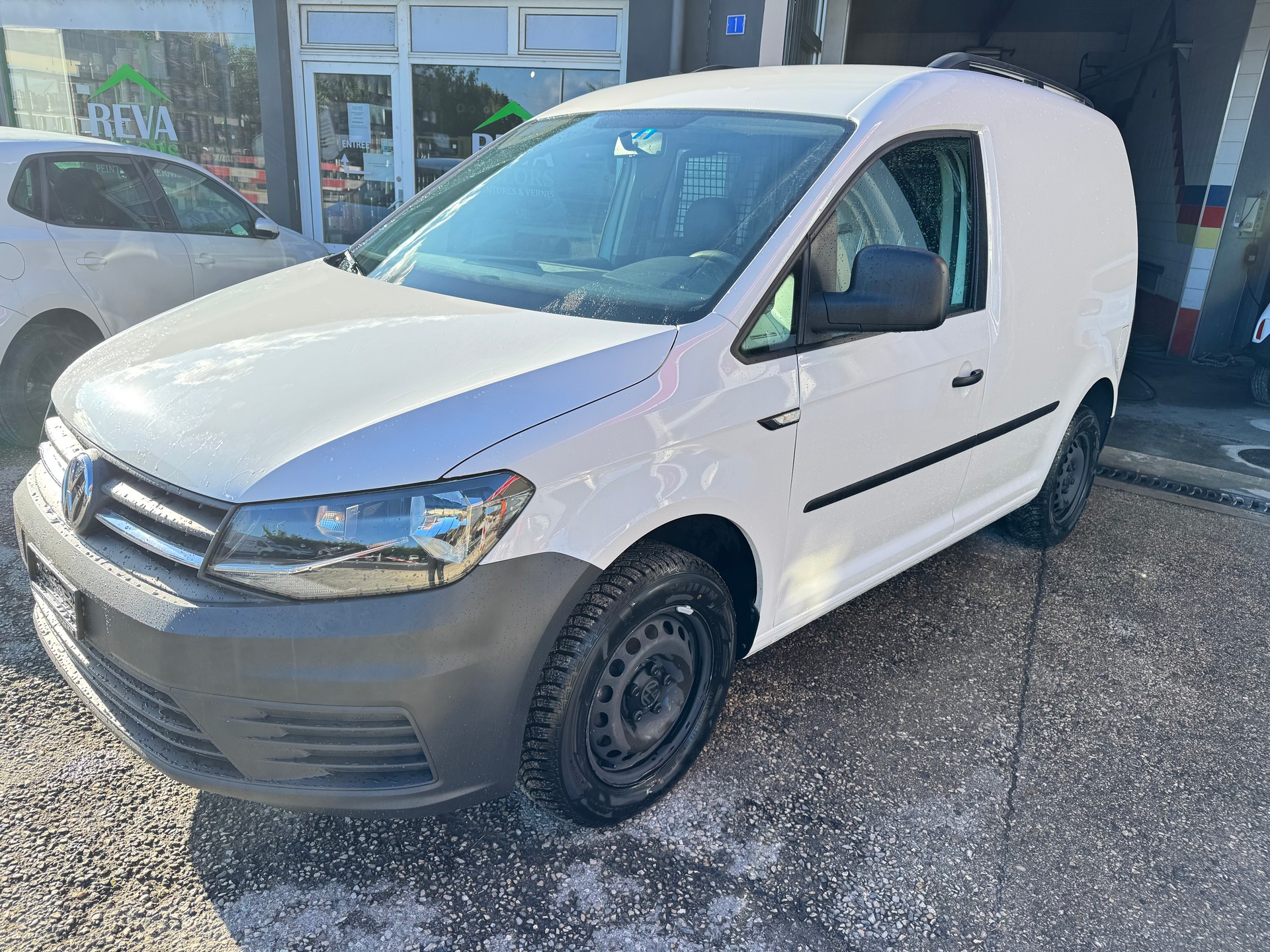 VW CADDY-image-0