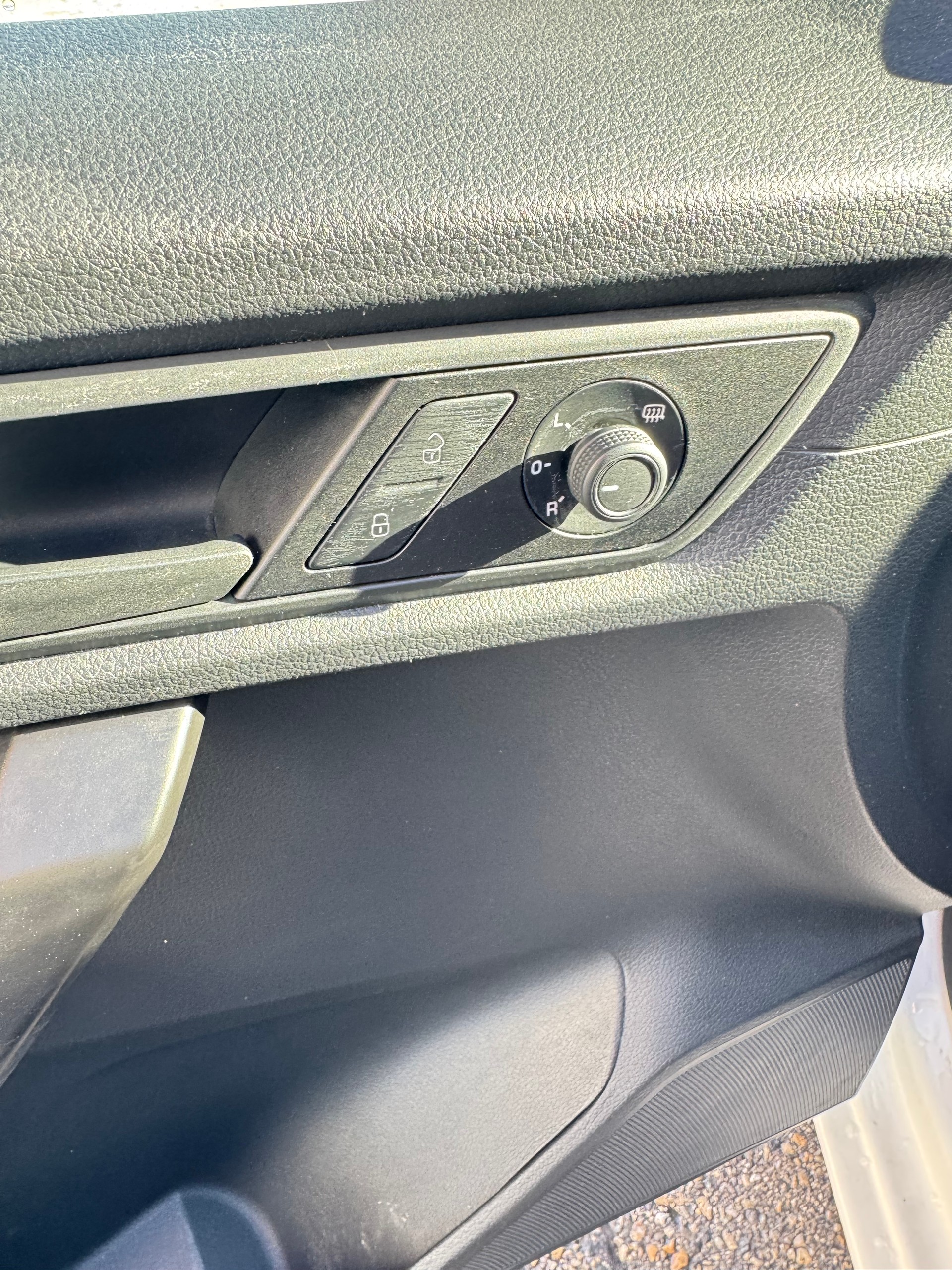 VW CADDY-image-13