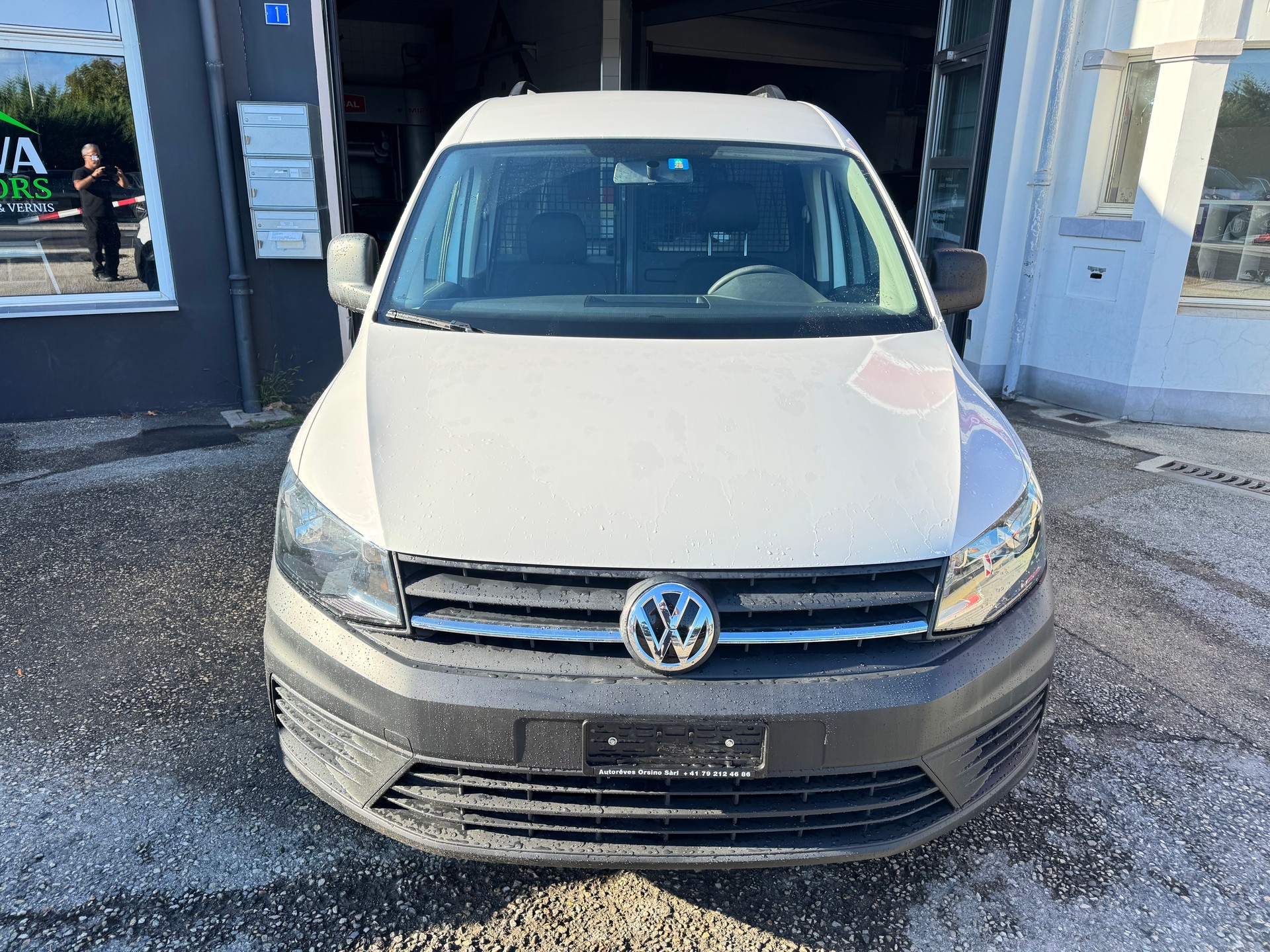 VW CADDY-image-1
