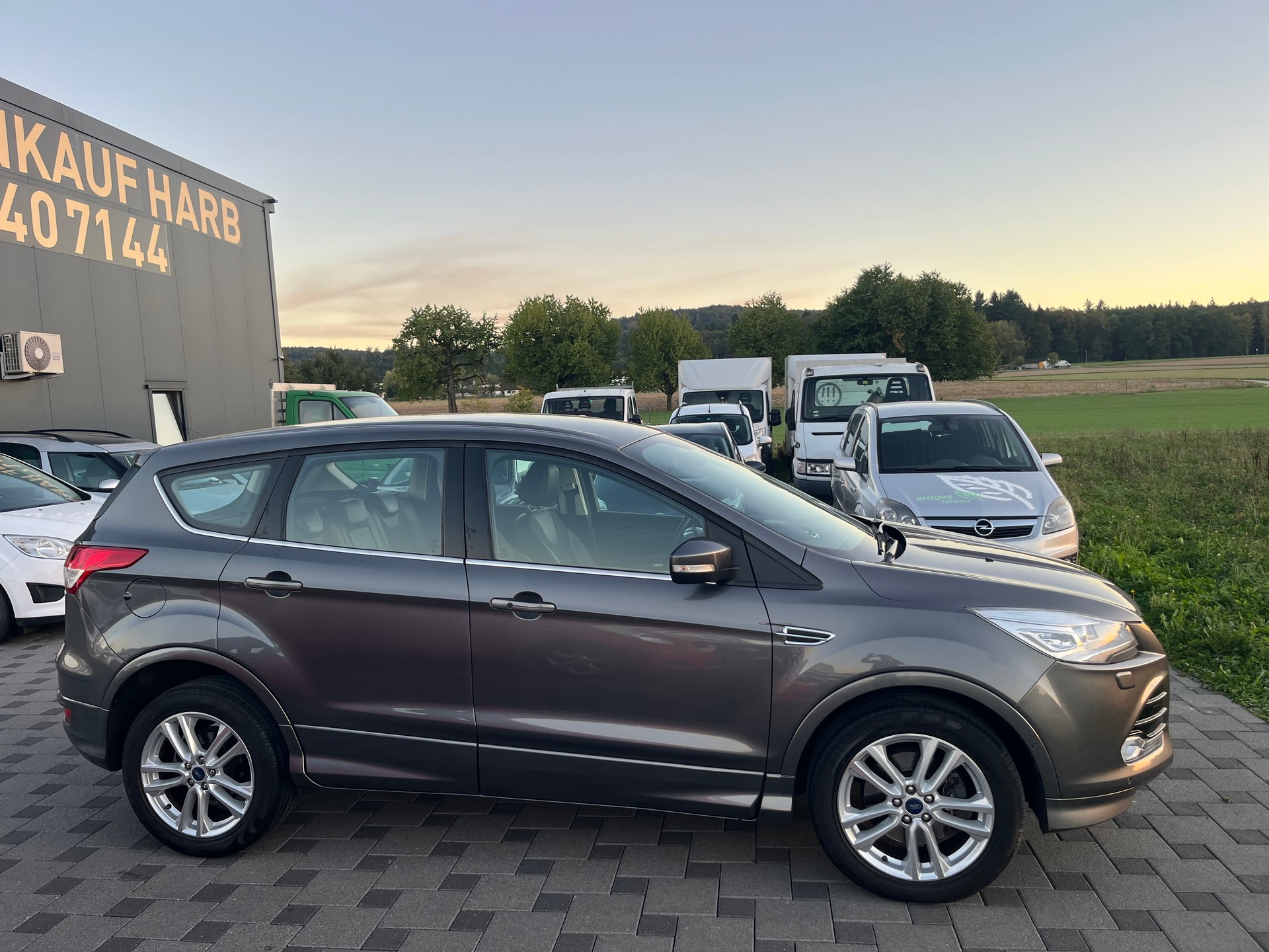 FORD Kuga 1.6 SCTi Titanium S 4WD Automatic-image-2