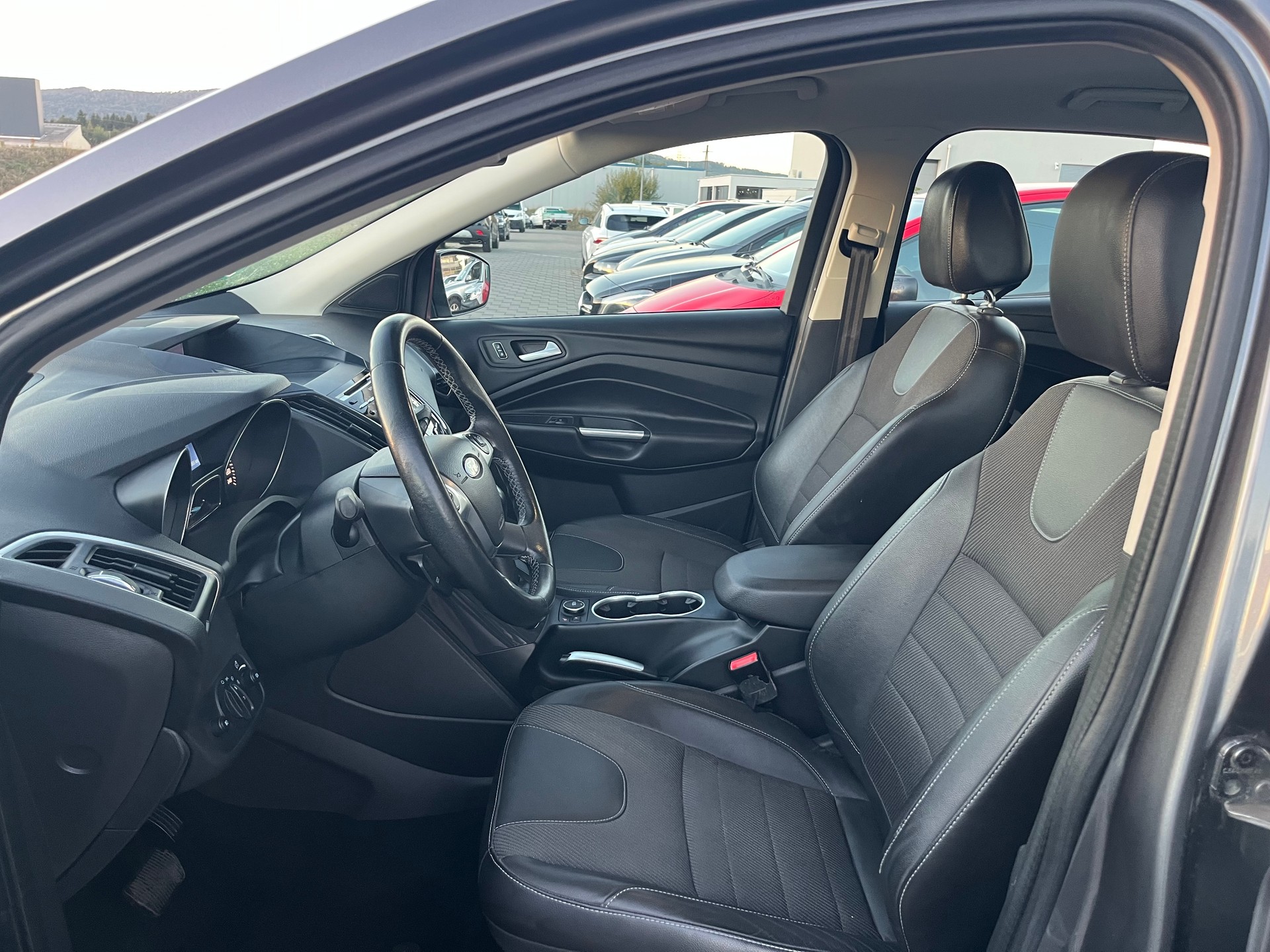 FORD Kuga 1.6 SCTi Titanium S 4WD Automatic-image-12