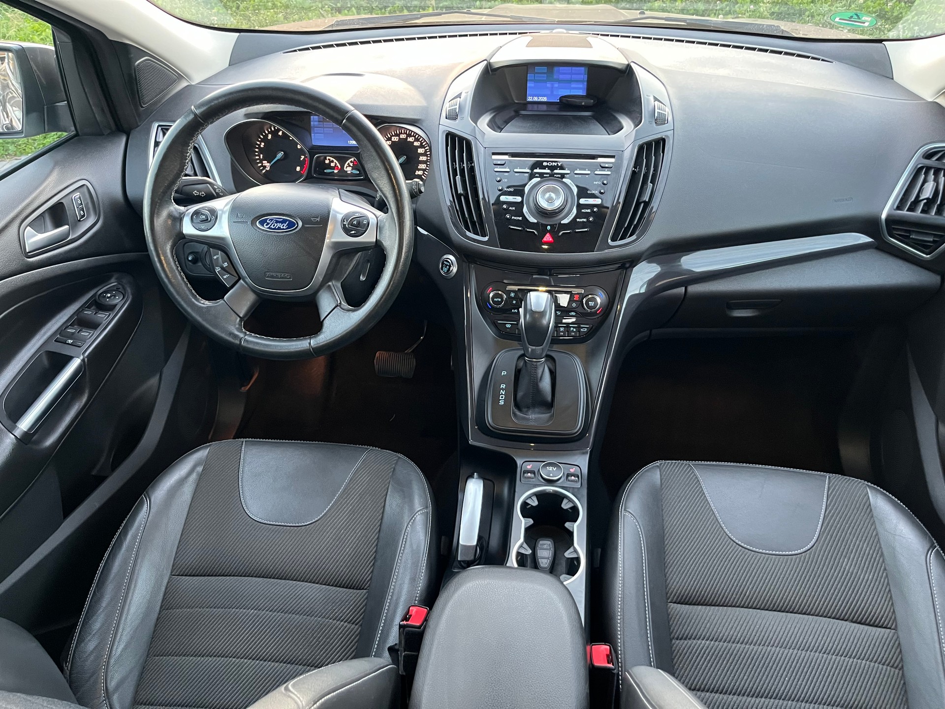 FORD Kuga 1.6 SCTi Titanium S 4WD Automatic-image-10