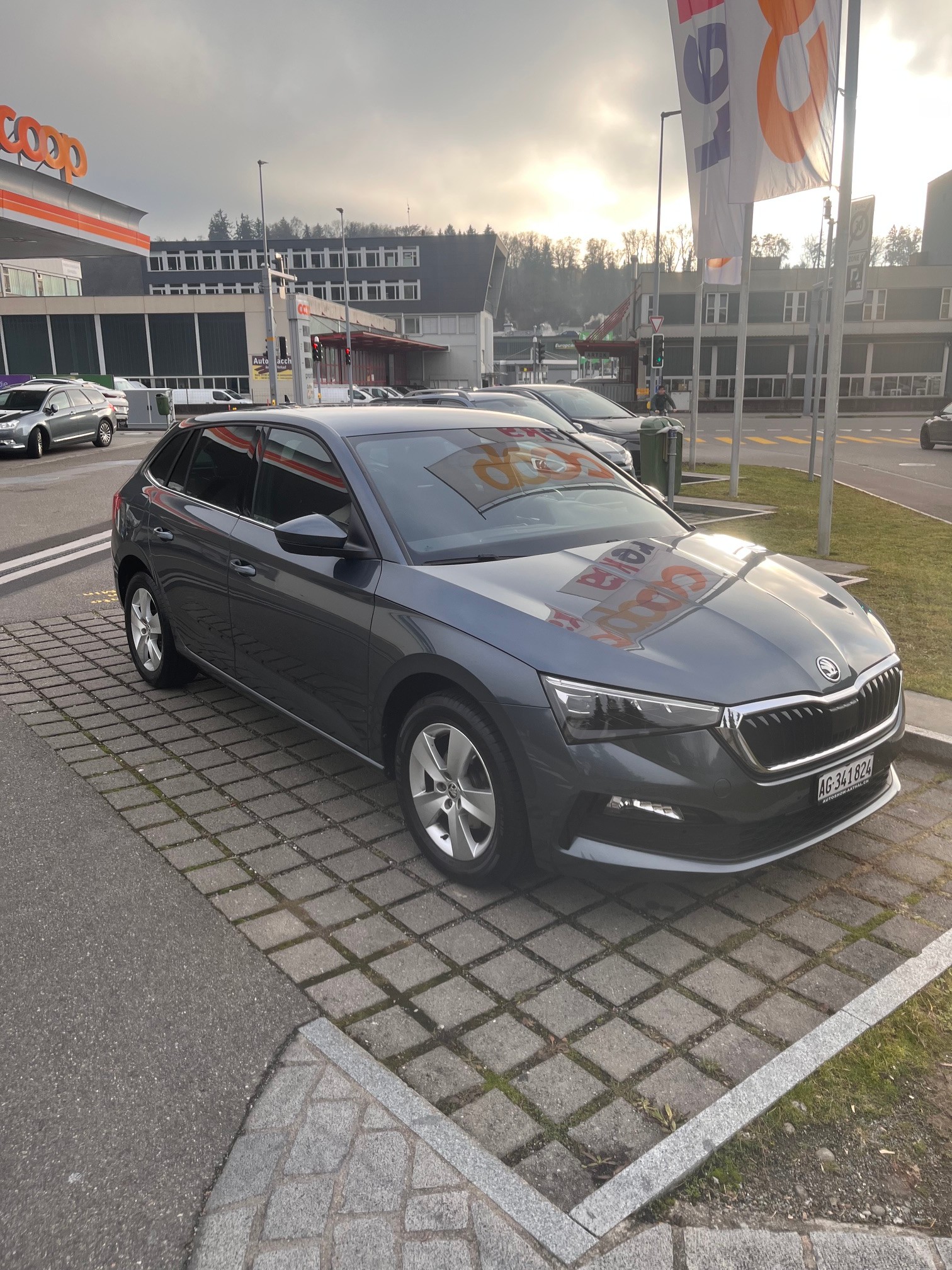 SKODA 1.5 TSI Style DSG-image-4