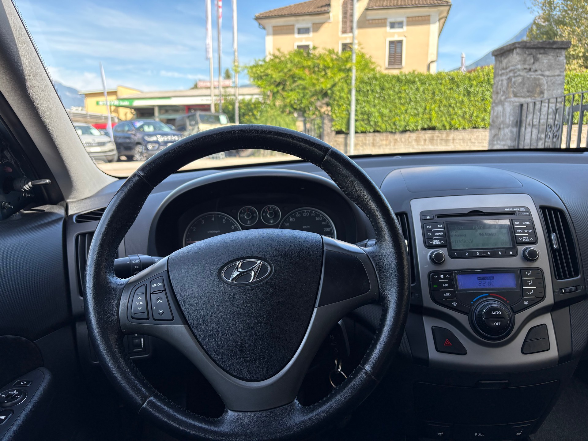 HYUNDAI i30 1.6 Style-image-12