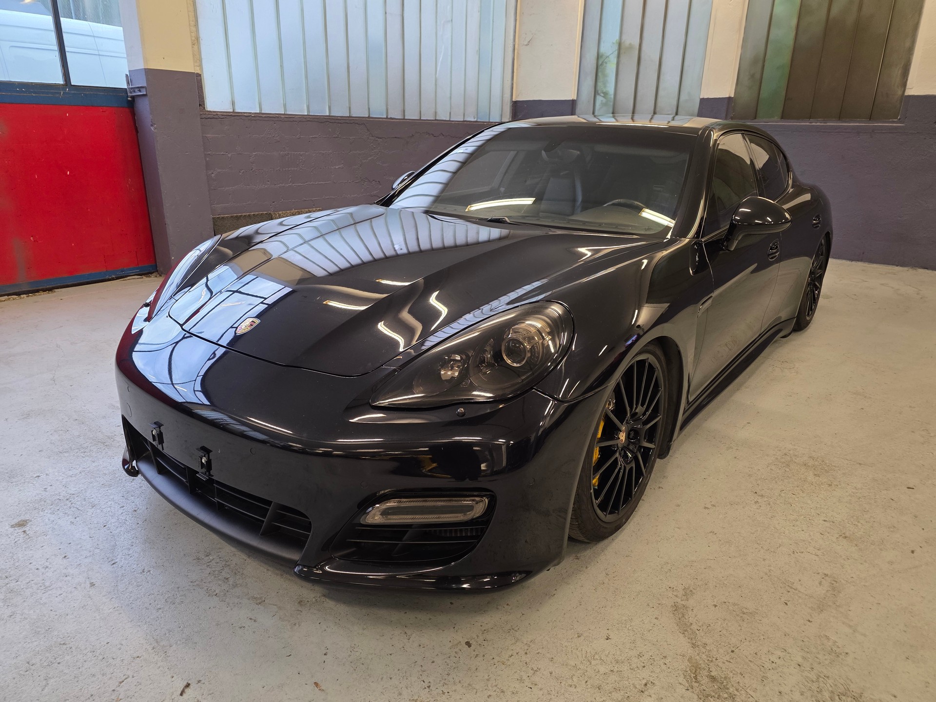 PORSCHE Panamera Turbo S 4.8 PDK-image-2