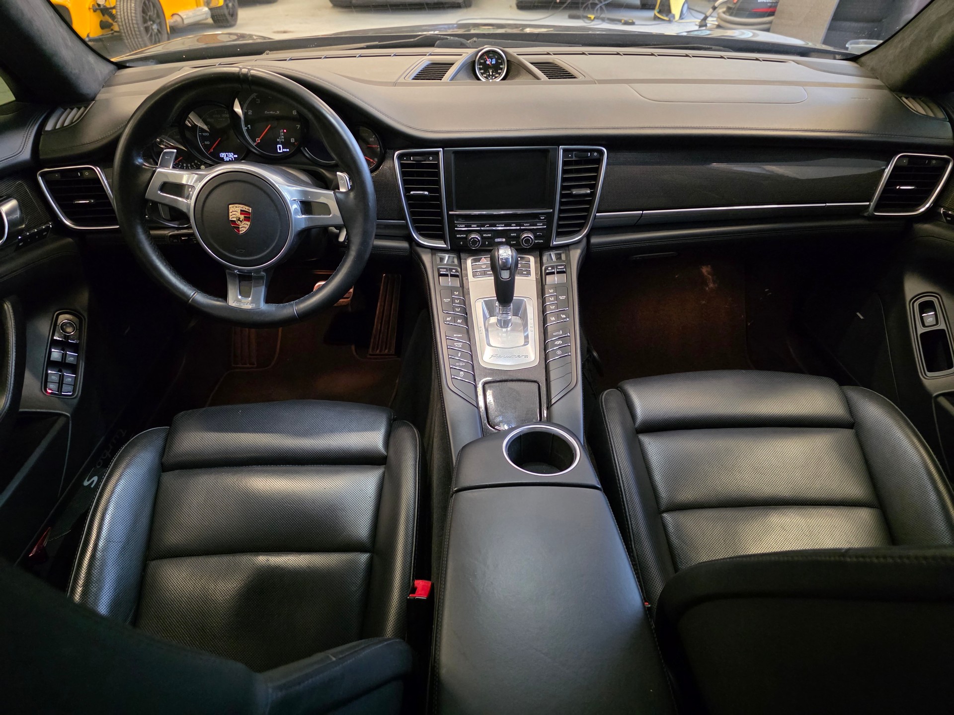 PORSCHE Panamera Turbo S 4.8 PDK-image-11