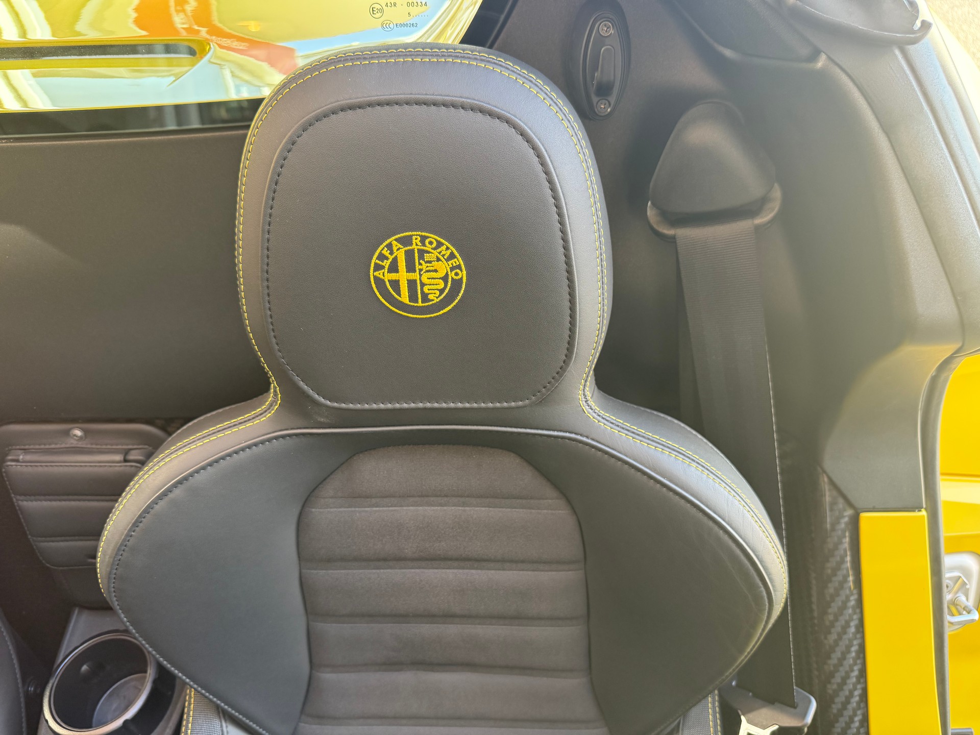 ALFA ROMEO 4C Spider 1750 TBi TCT-image-9