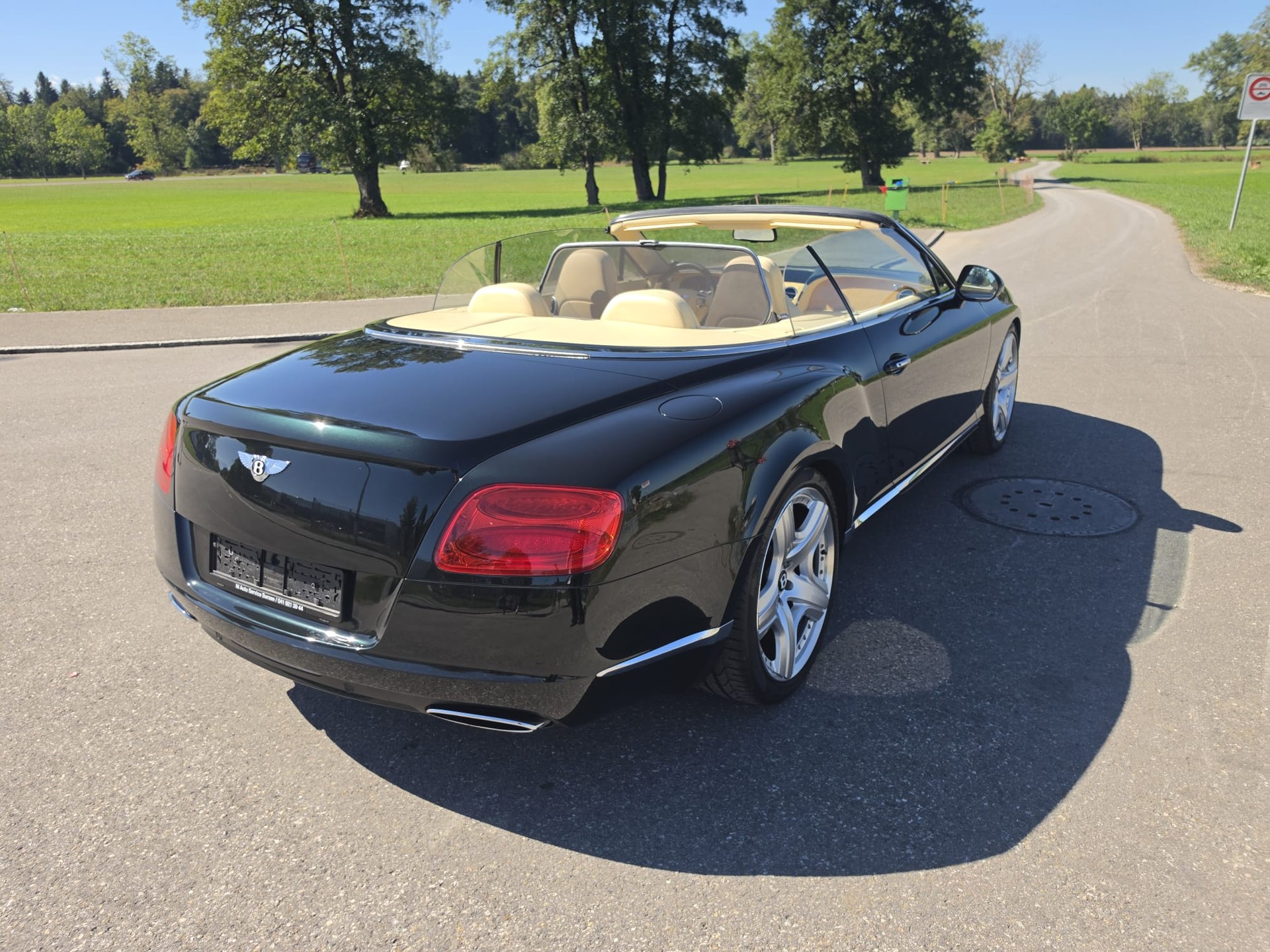 BENTLEY Continental GT 6.0 W12-image-2