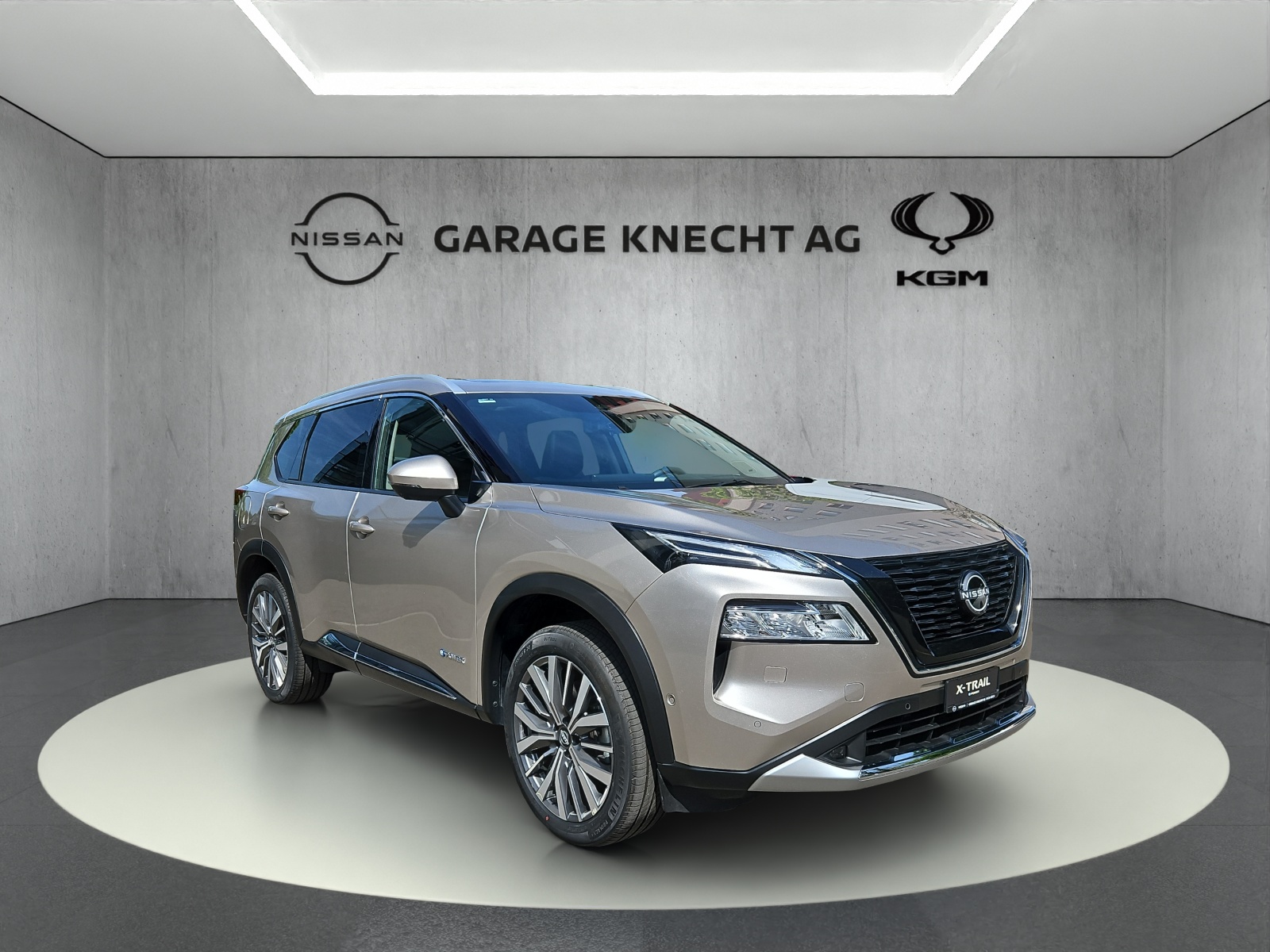 NISSAN X-Trail 1.5 VC-T Tekna+ e-4orce-image-1