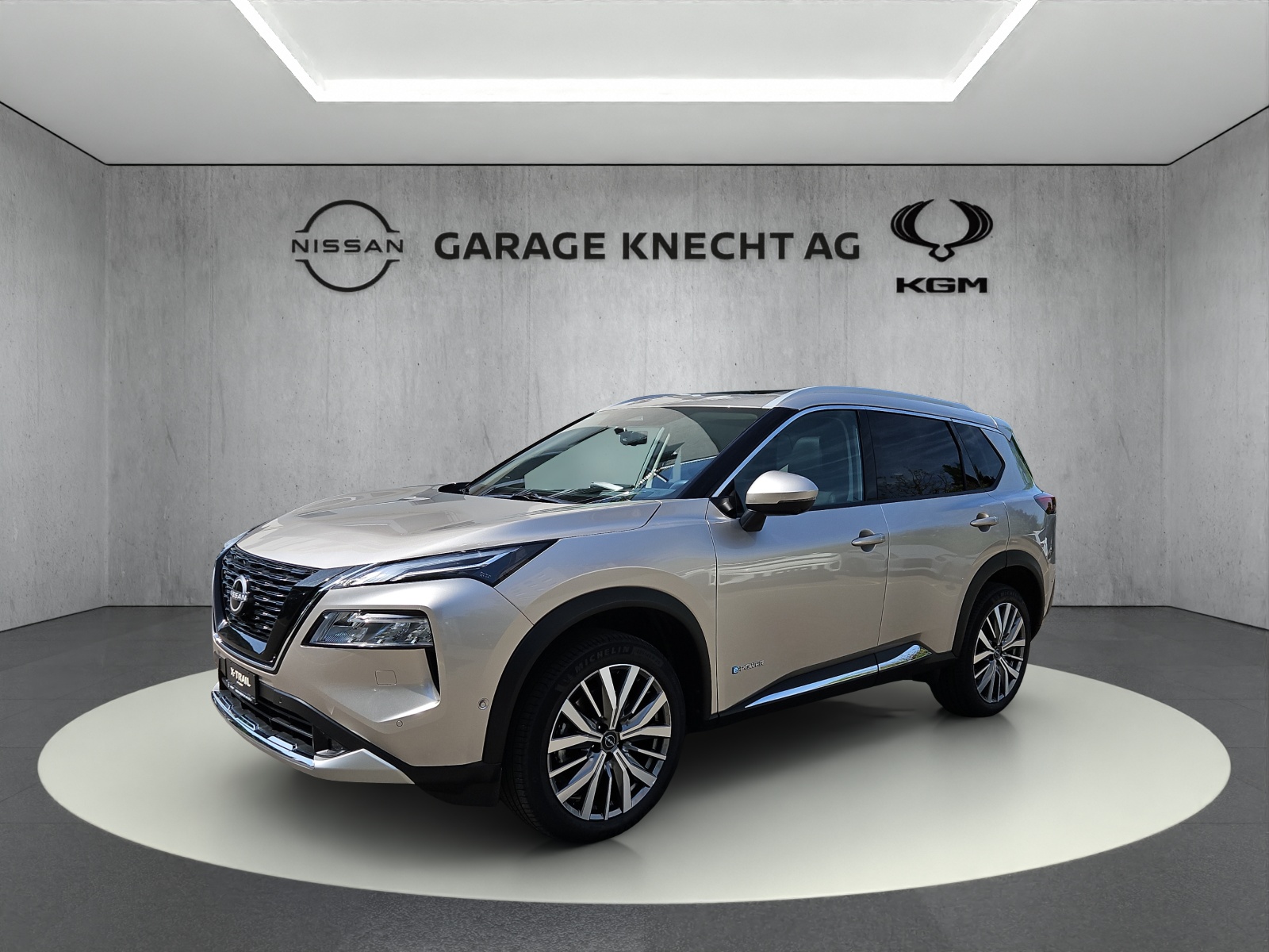 NISSAN X-Trail 1.5 VC-T Tekna+ e-4orce-image-3