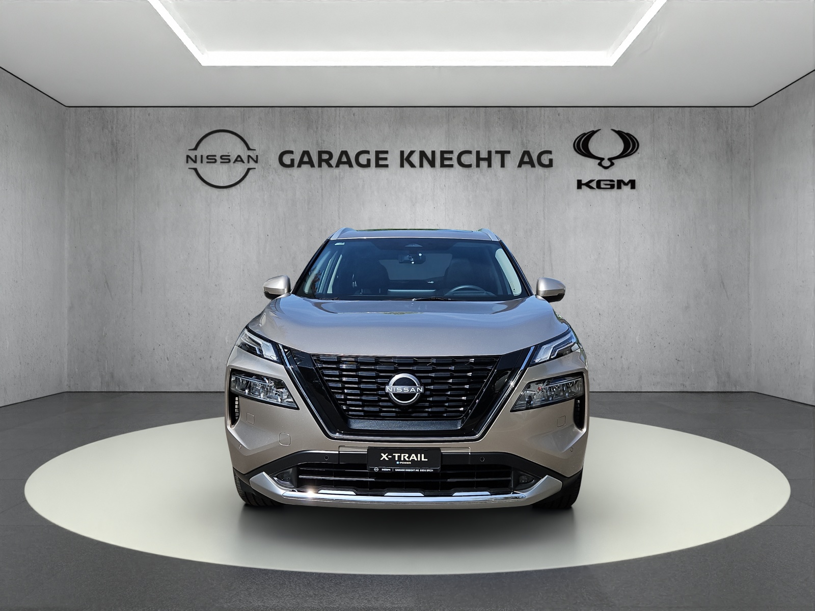 NISSAN X-Trail 1.5 VC-T Tekna+ e-4orce-image-2
