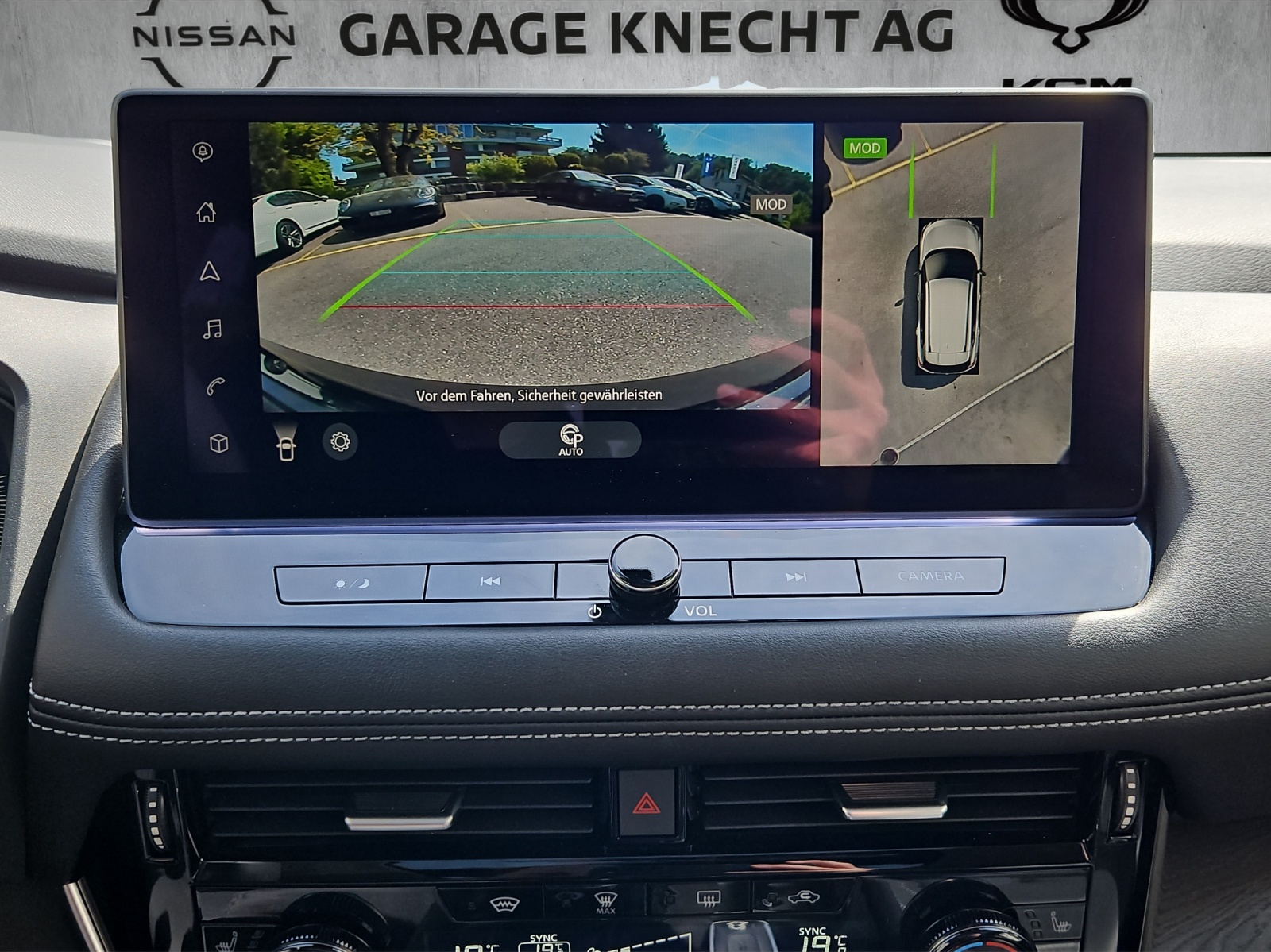 NISSAN X-Trail 1.5 VC-T Tekna+ e-4orce-image-10
