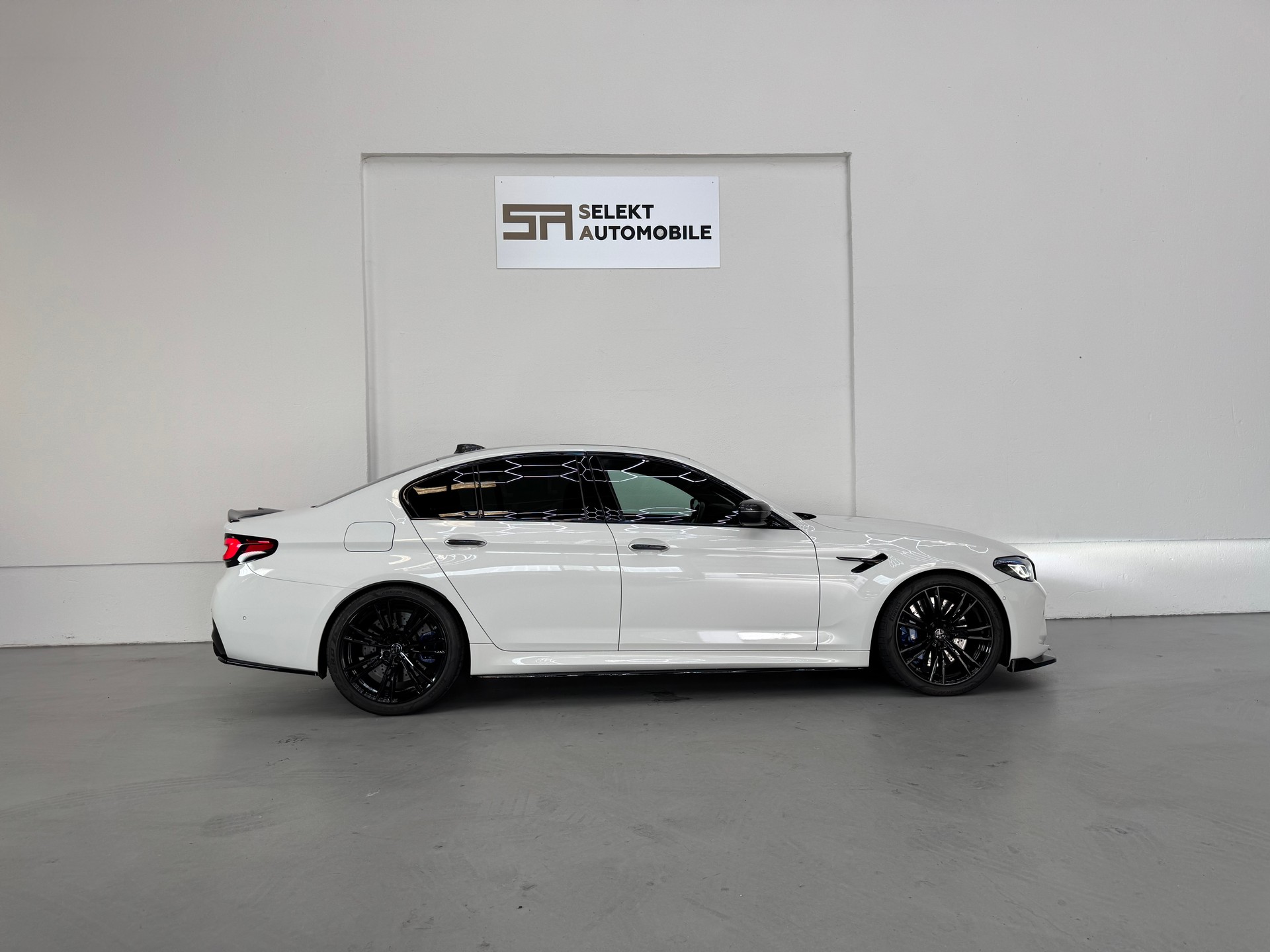 BMW M5 xDrive Competition Drivelogic-image-6