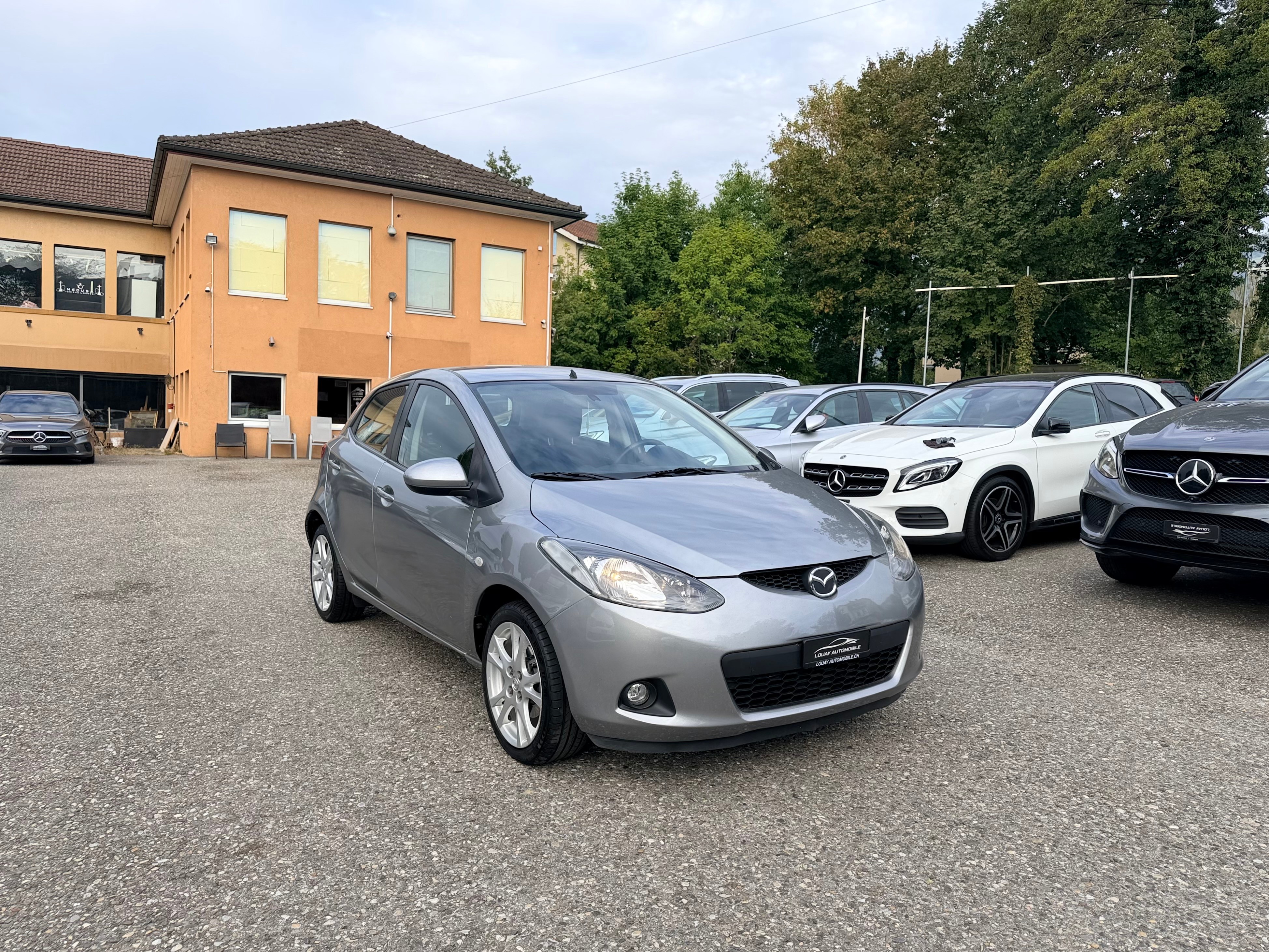 Car photo