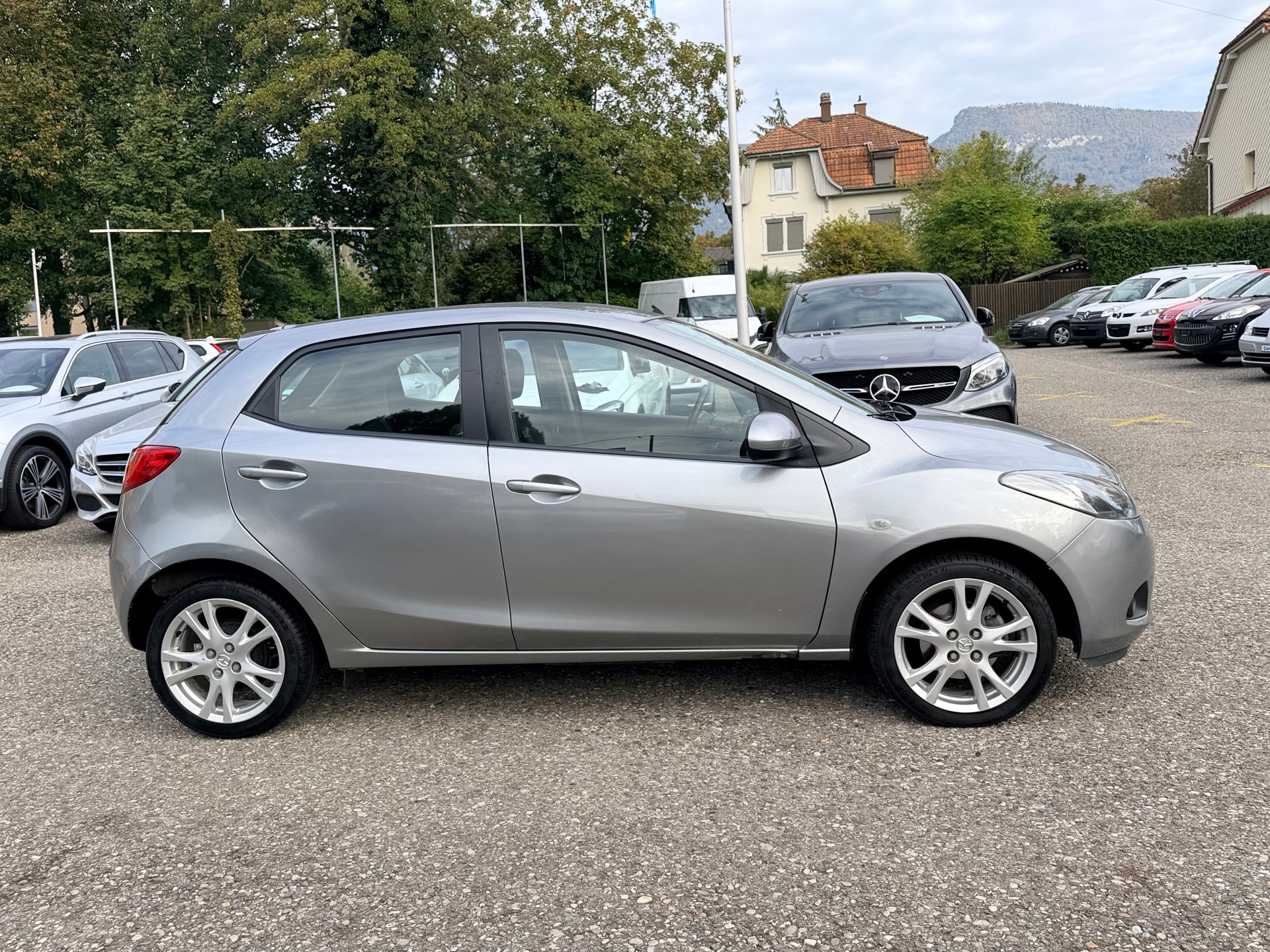 MAZDA 2 1.5i 16V Exclusive Automatic-image-3