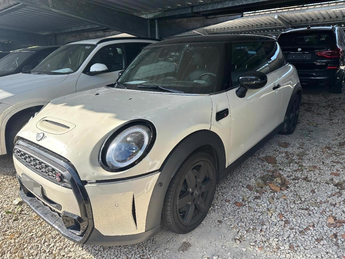 MINI 2.0i Cooper S SDKG-image-1